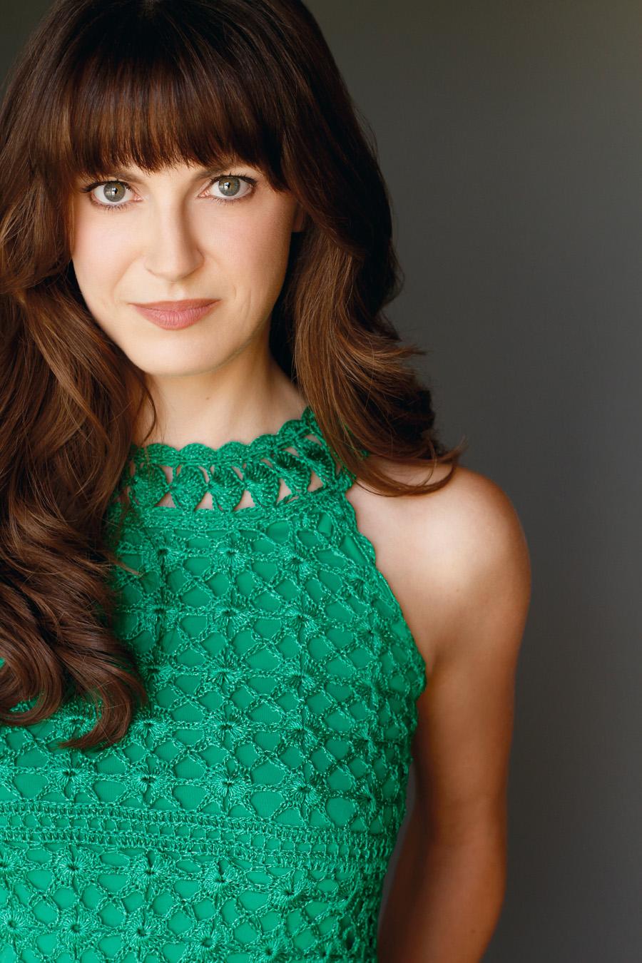 actor Heidi Schultz large photo