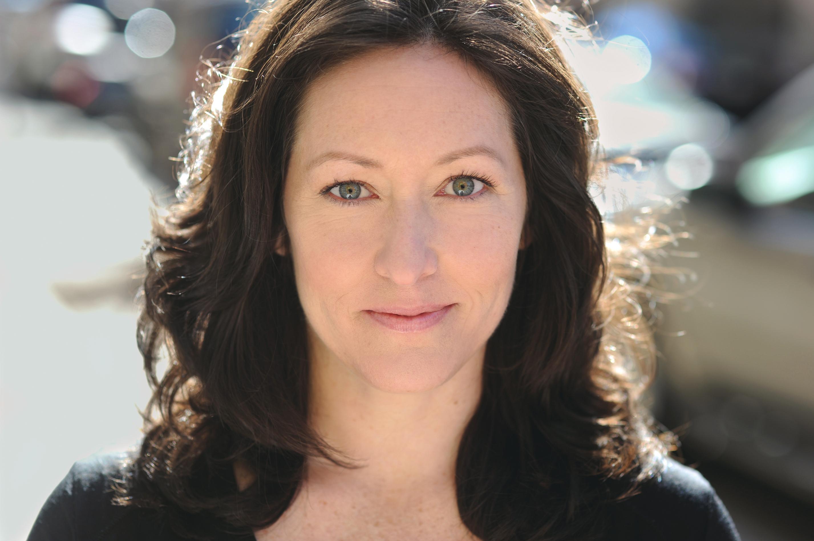 actor Traci Hovel large photo