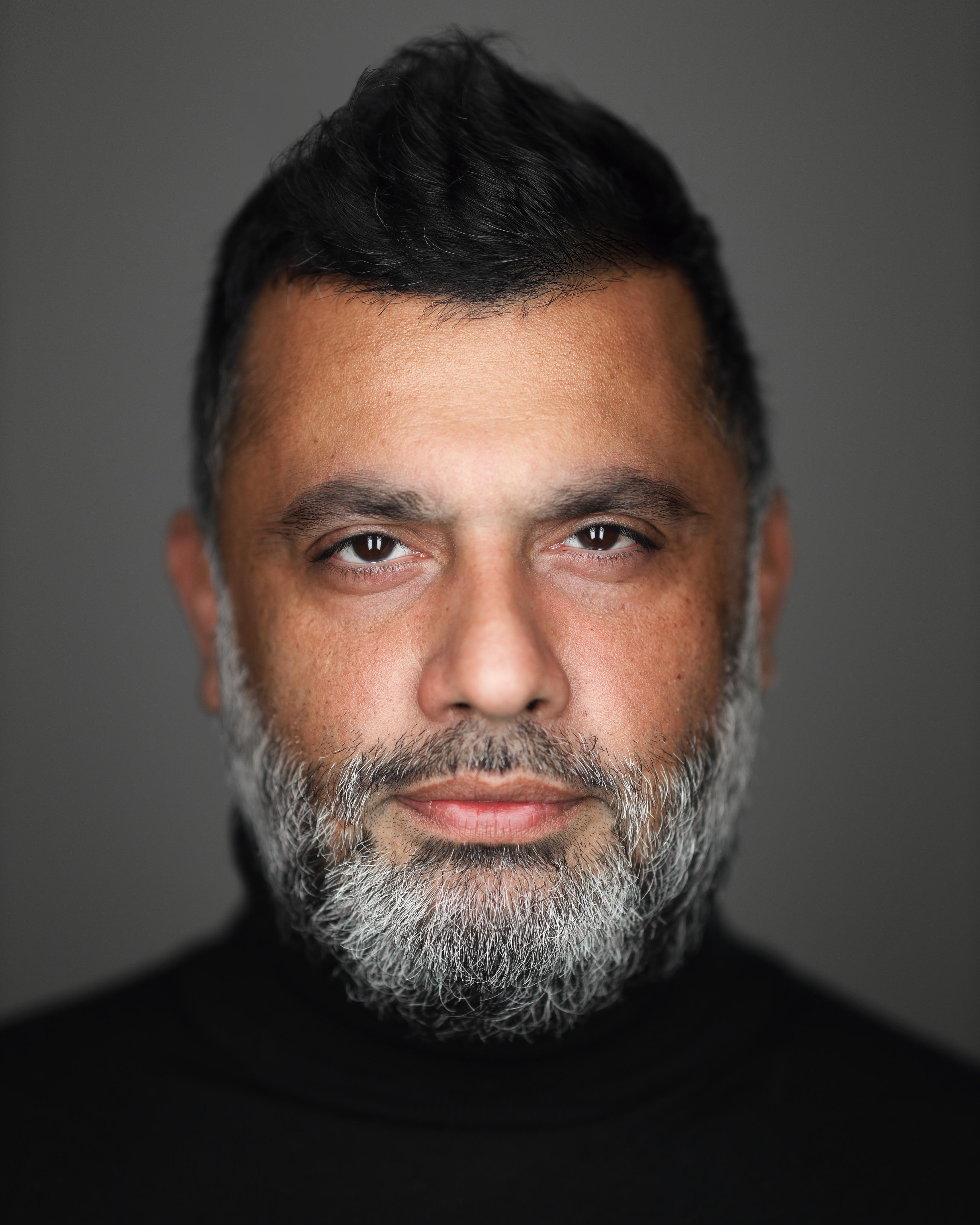 actor Irvine Iqbal large photo