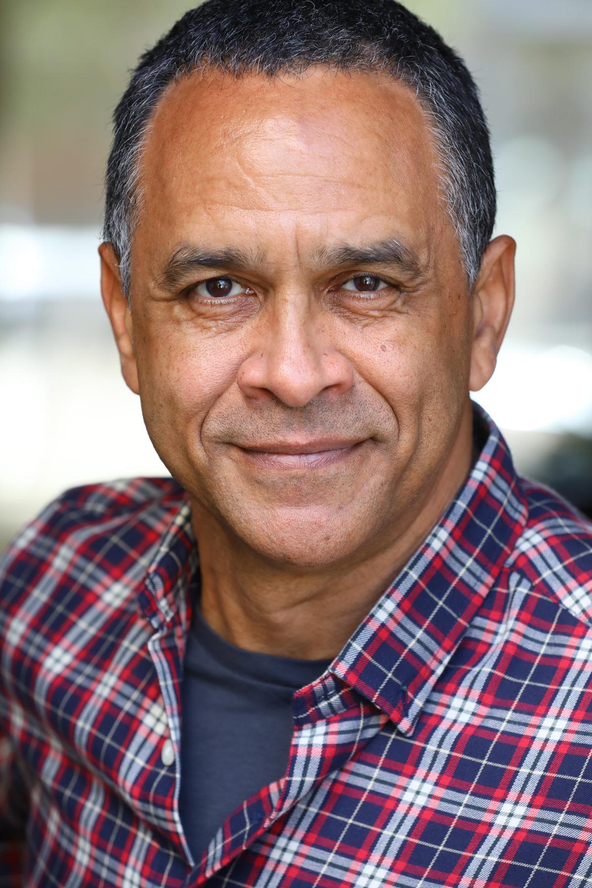 actor William Dixon large photo