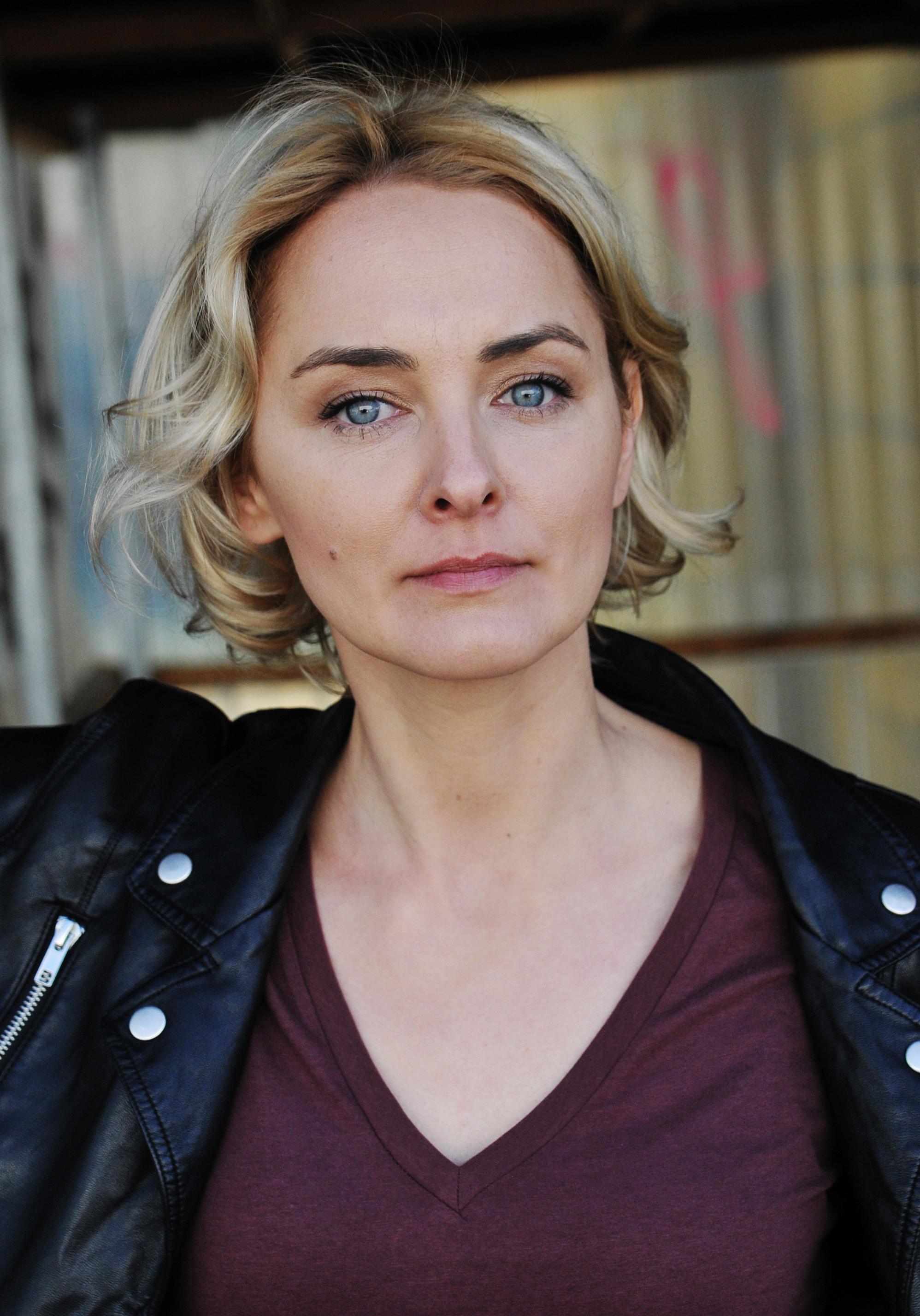 actor Anne-Catrin Wahls large photo