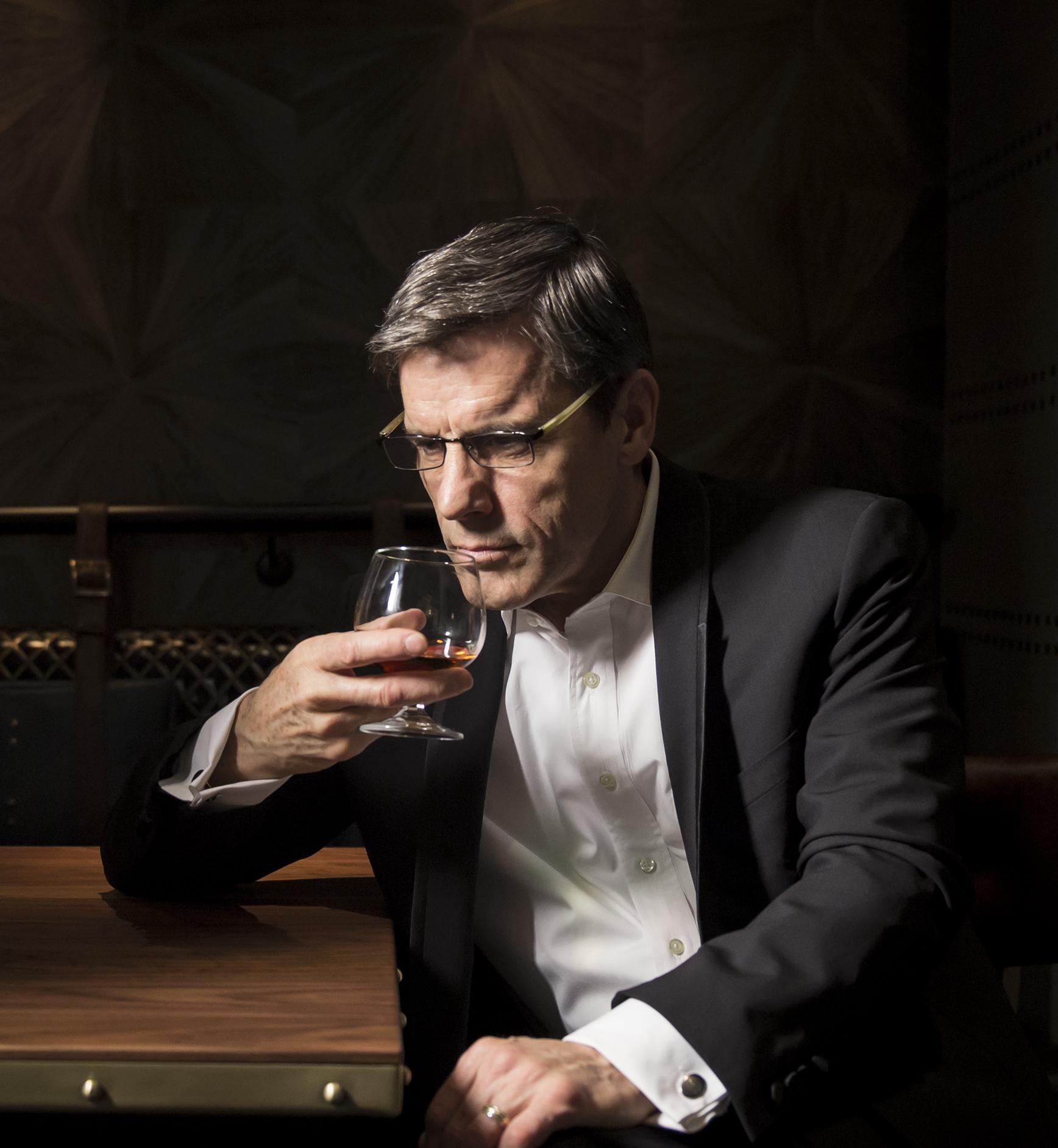 actor Drummond Macdougall large photo