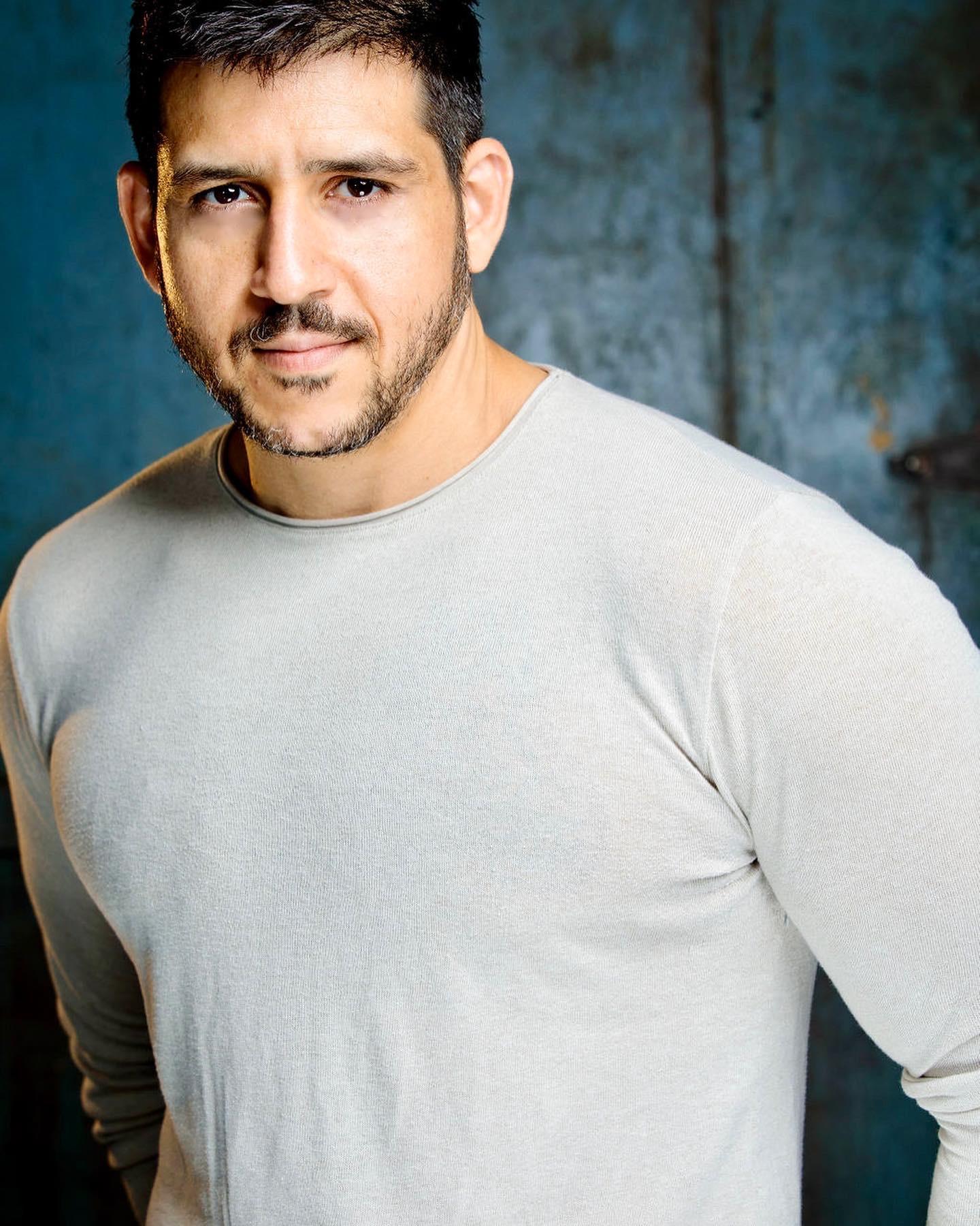 actor Tarek Zohdy large photo