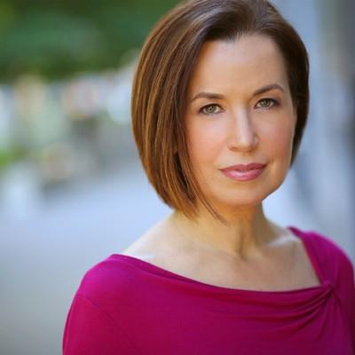 actor Michelle Duffy large photo