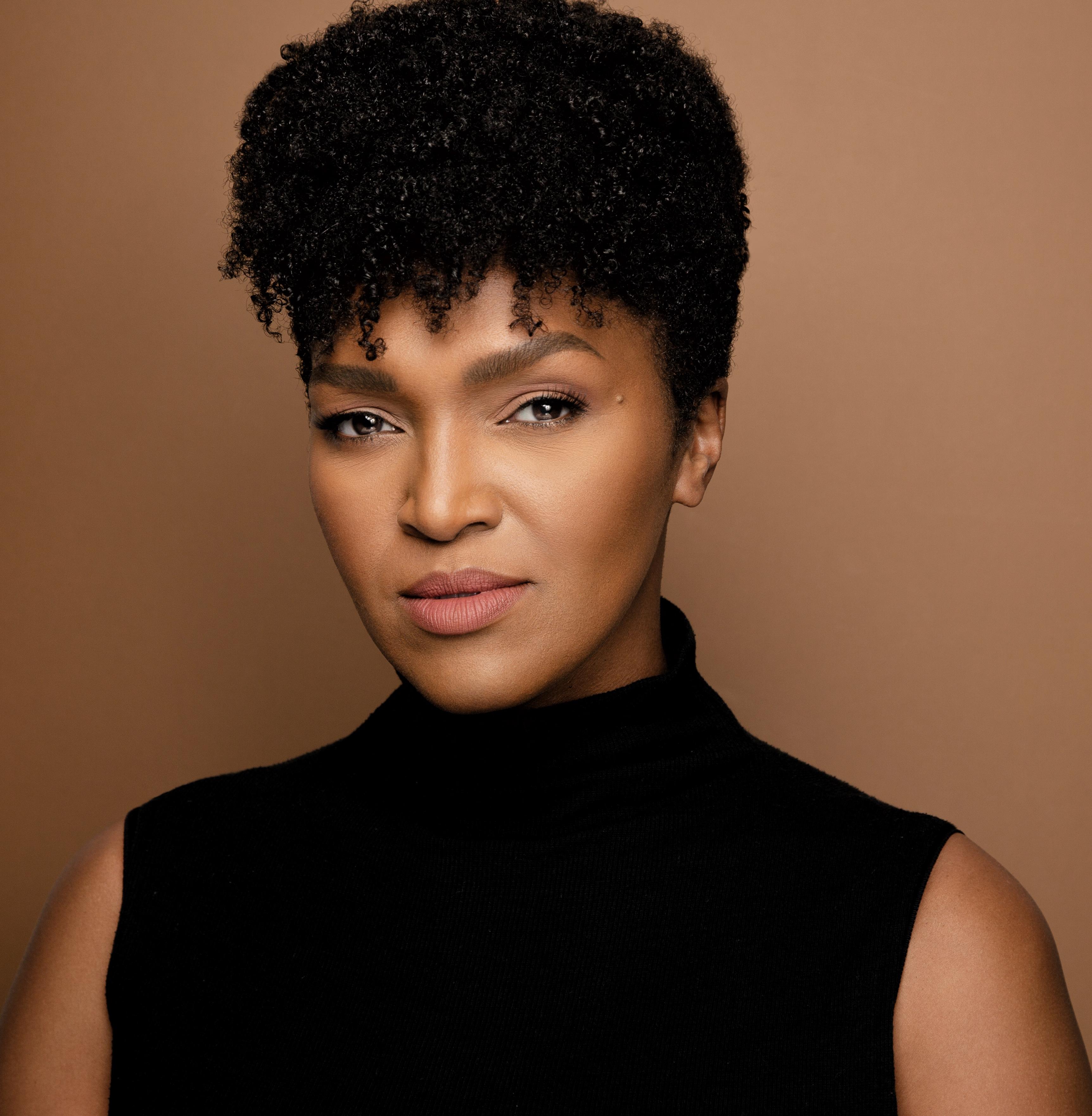 actor Nina Hibbler Webster large photo