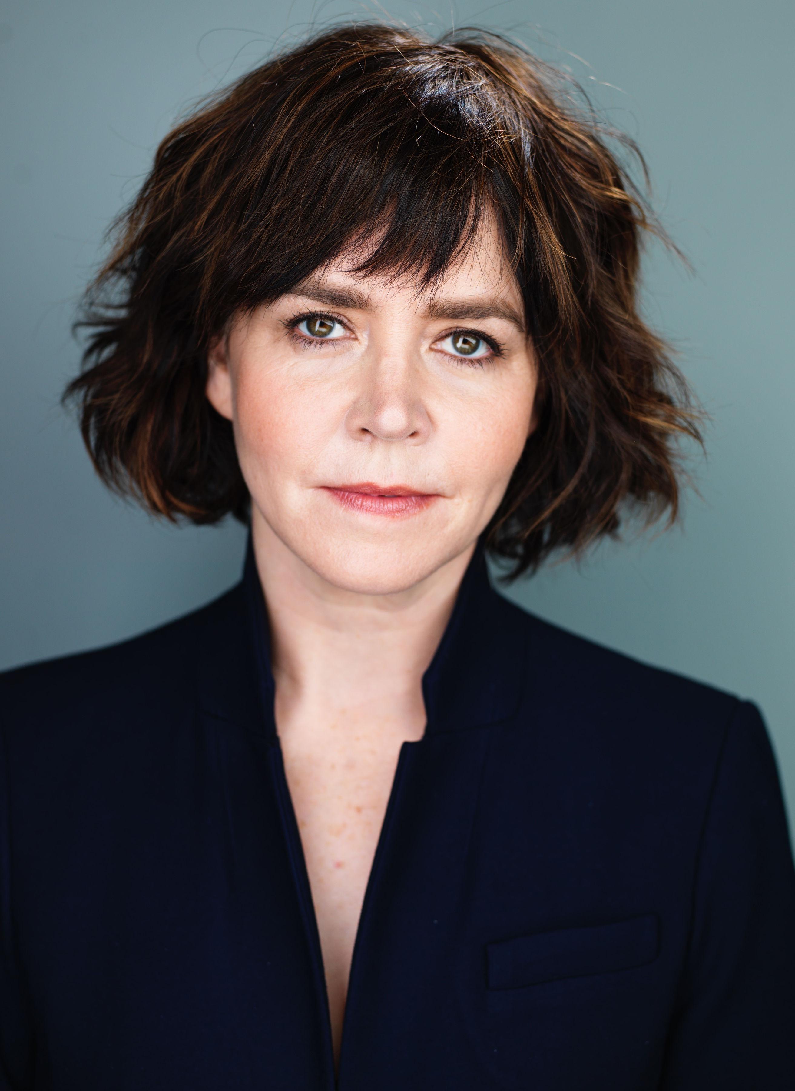 actor Emily Donahoe large photo