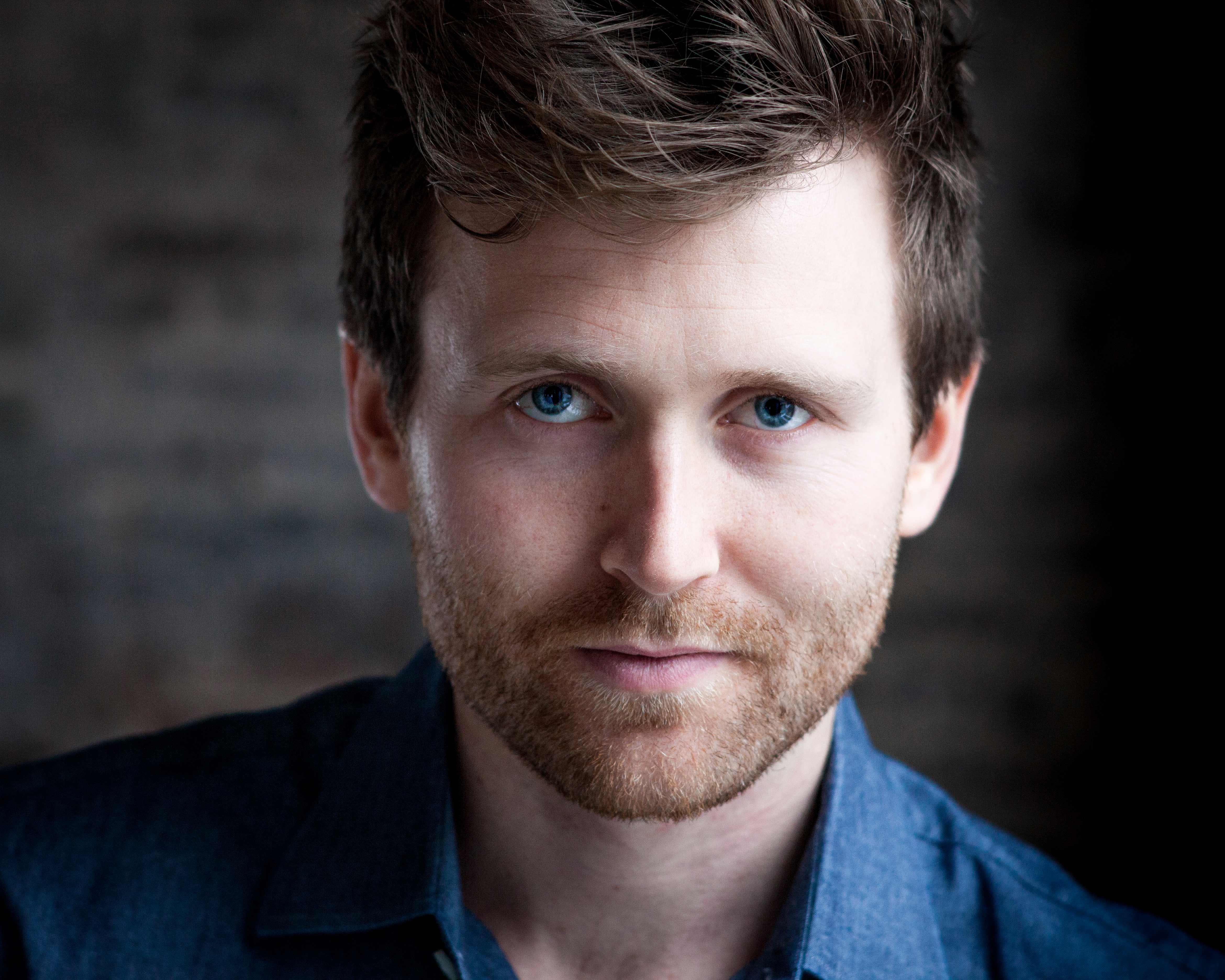 actor Hamish Briggs large photo