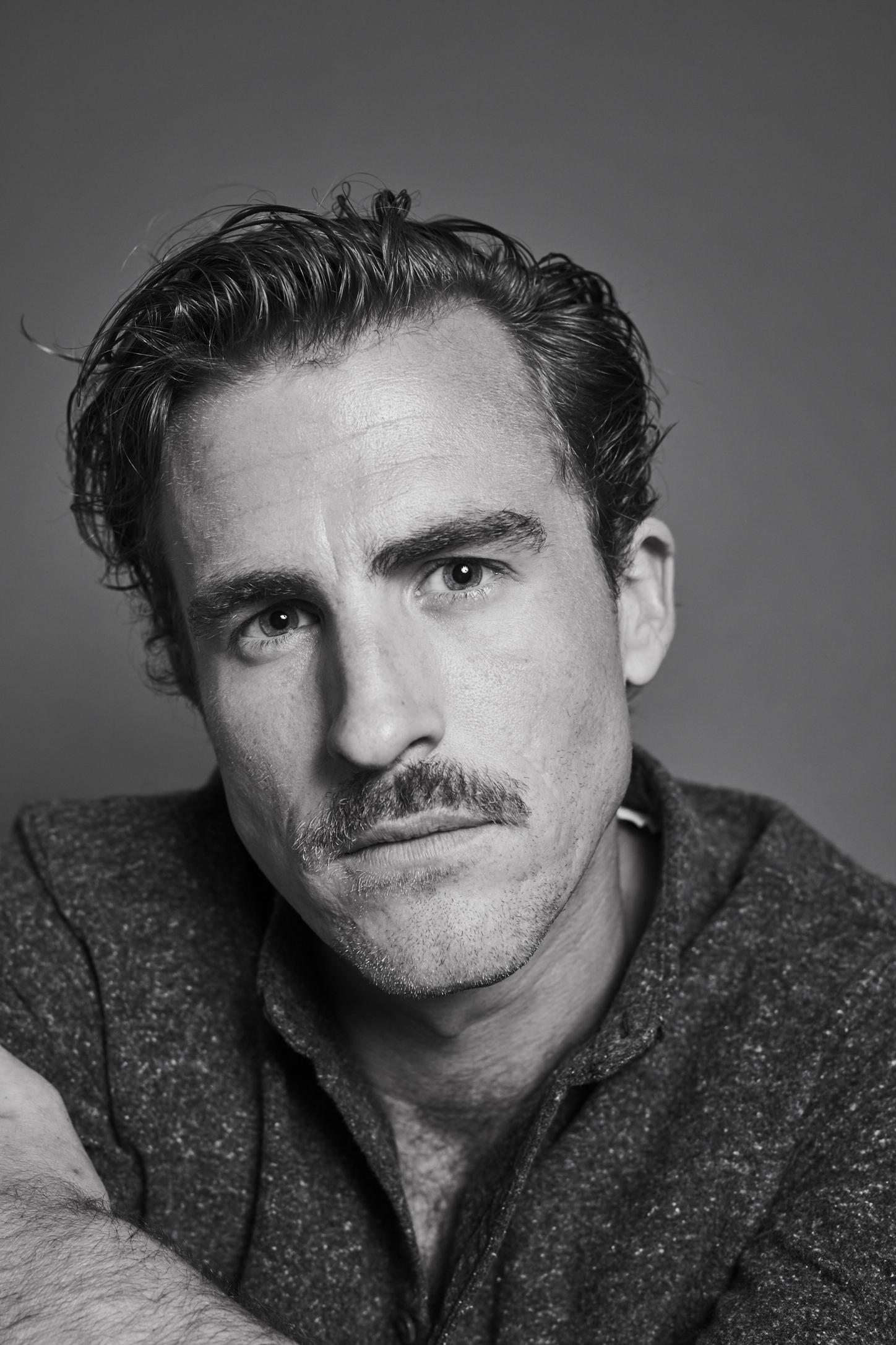 actor Hugo Alejo large photo