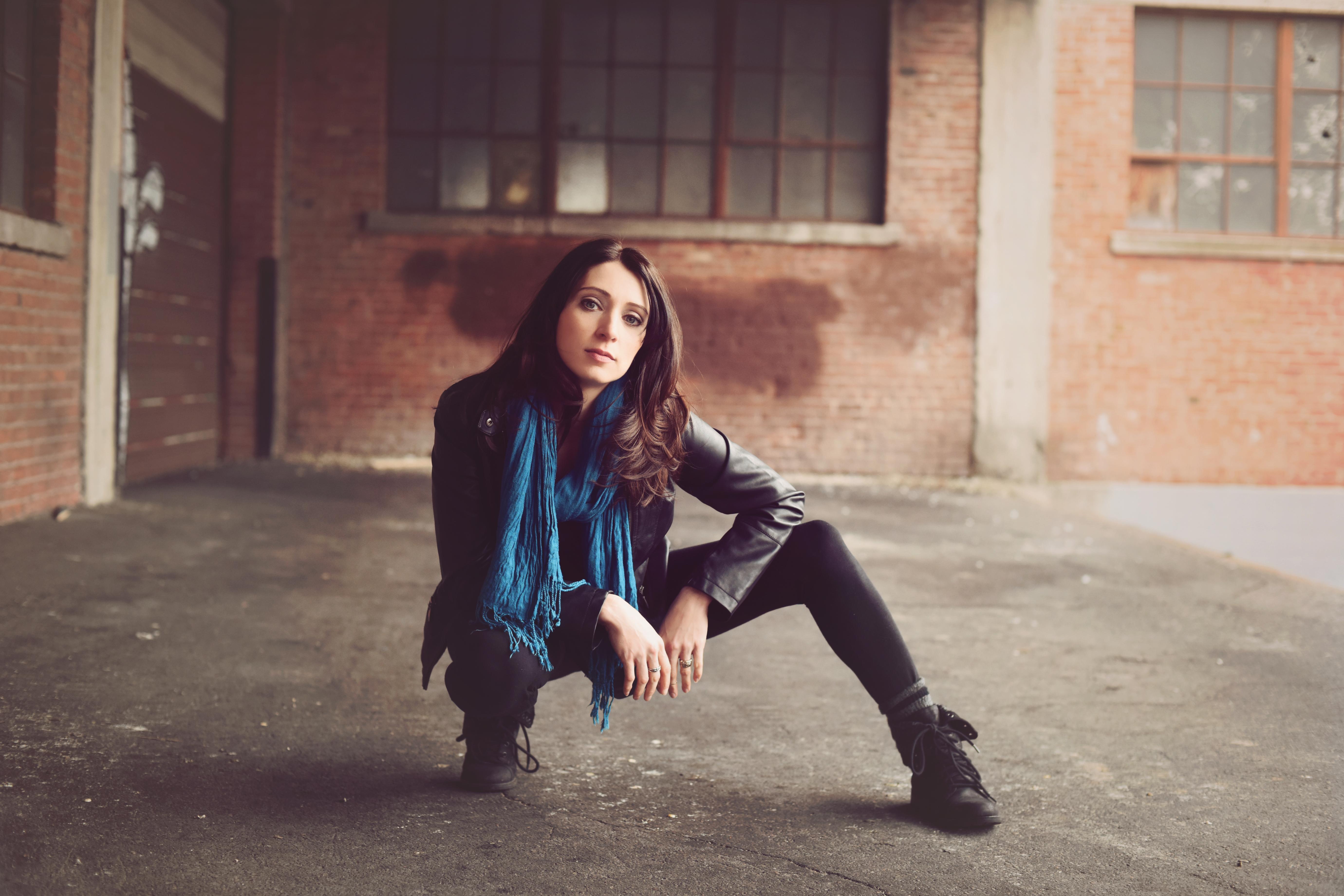 actor Casidee Riley large photo