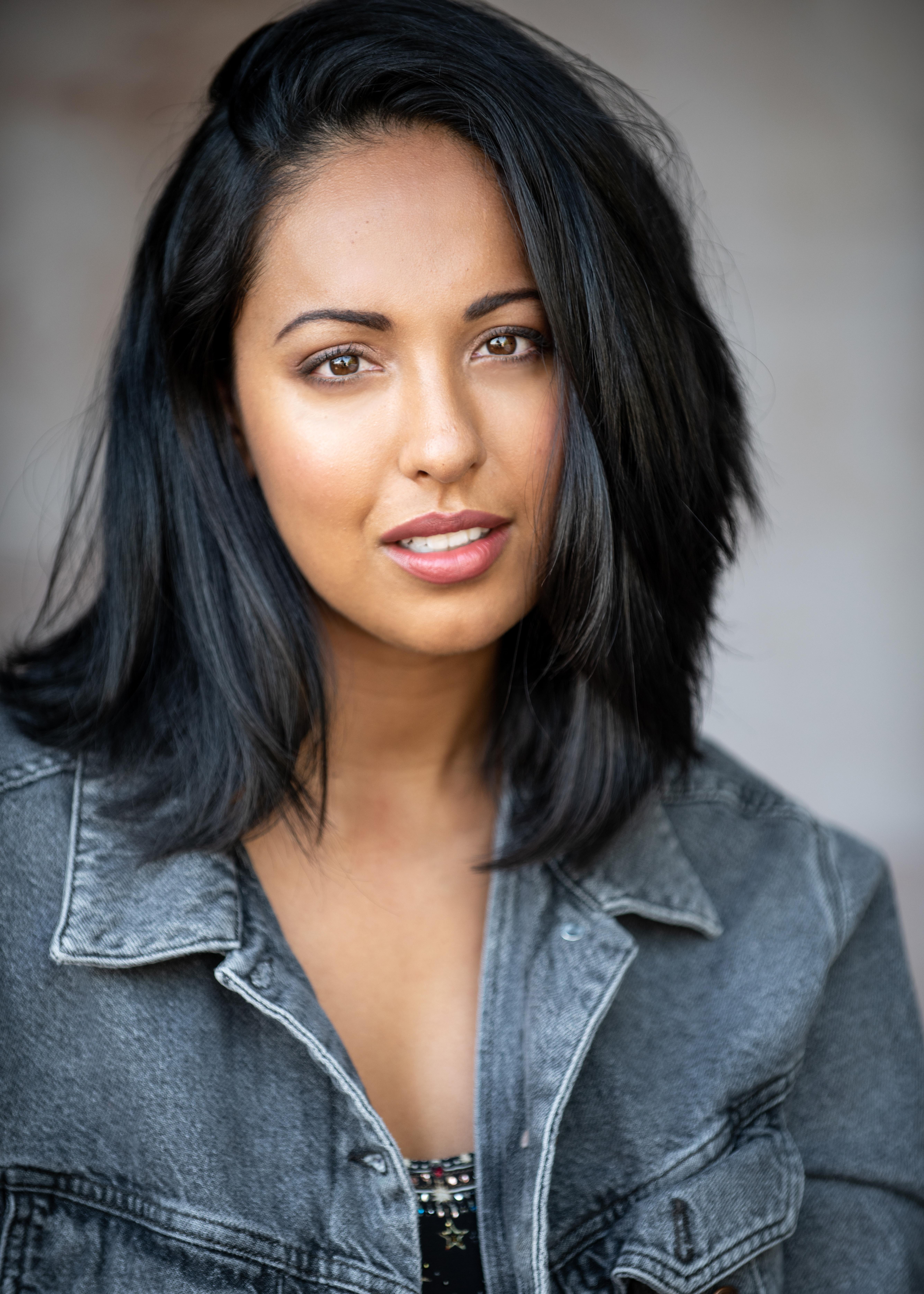 actor Yasmin Kassim large photo