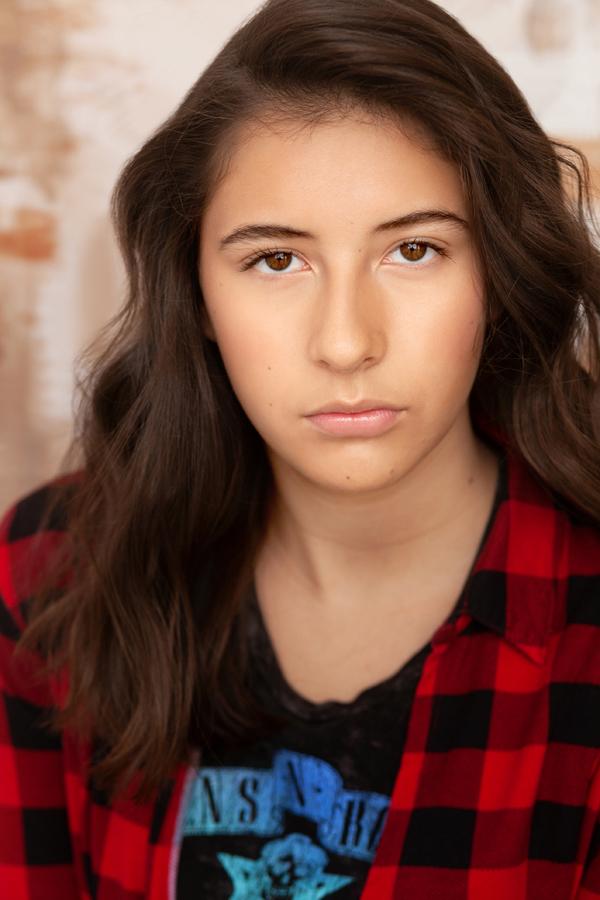 actor Madalyn Gonzalez large photo