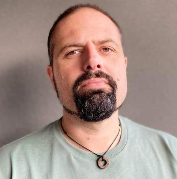 actor Ethan Cook large photo