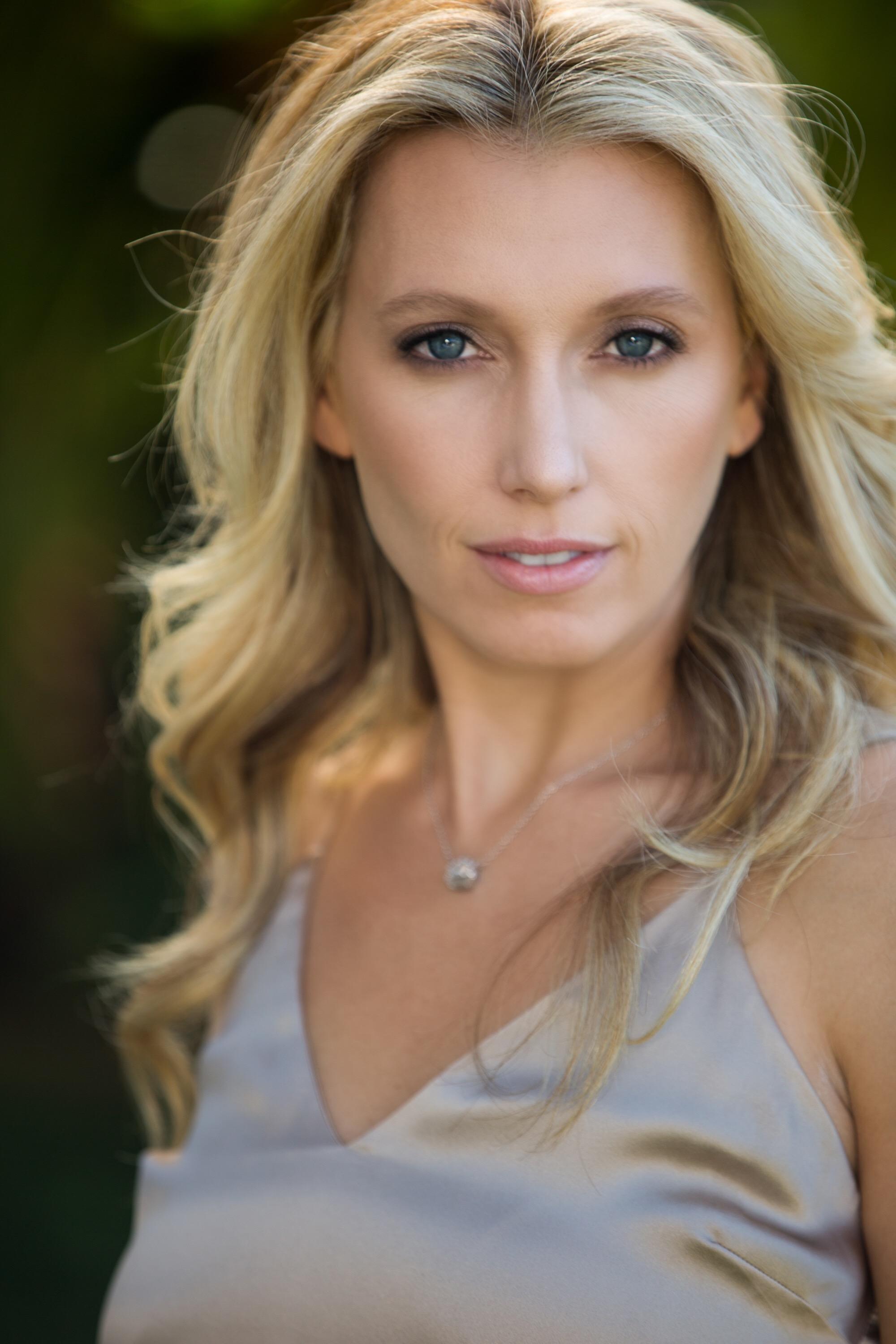 actor Brooke Josephson large photo