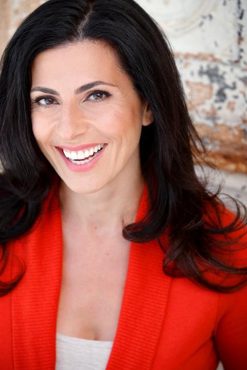 actor Kira Soltanovich large photo