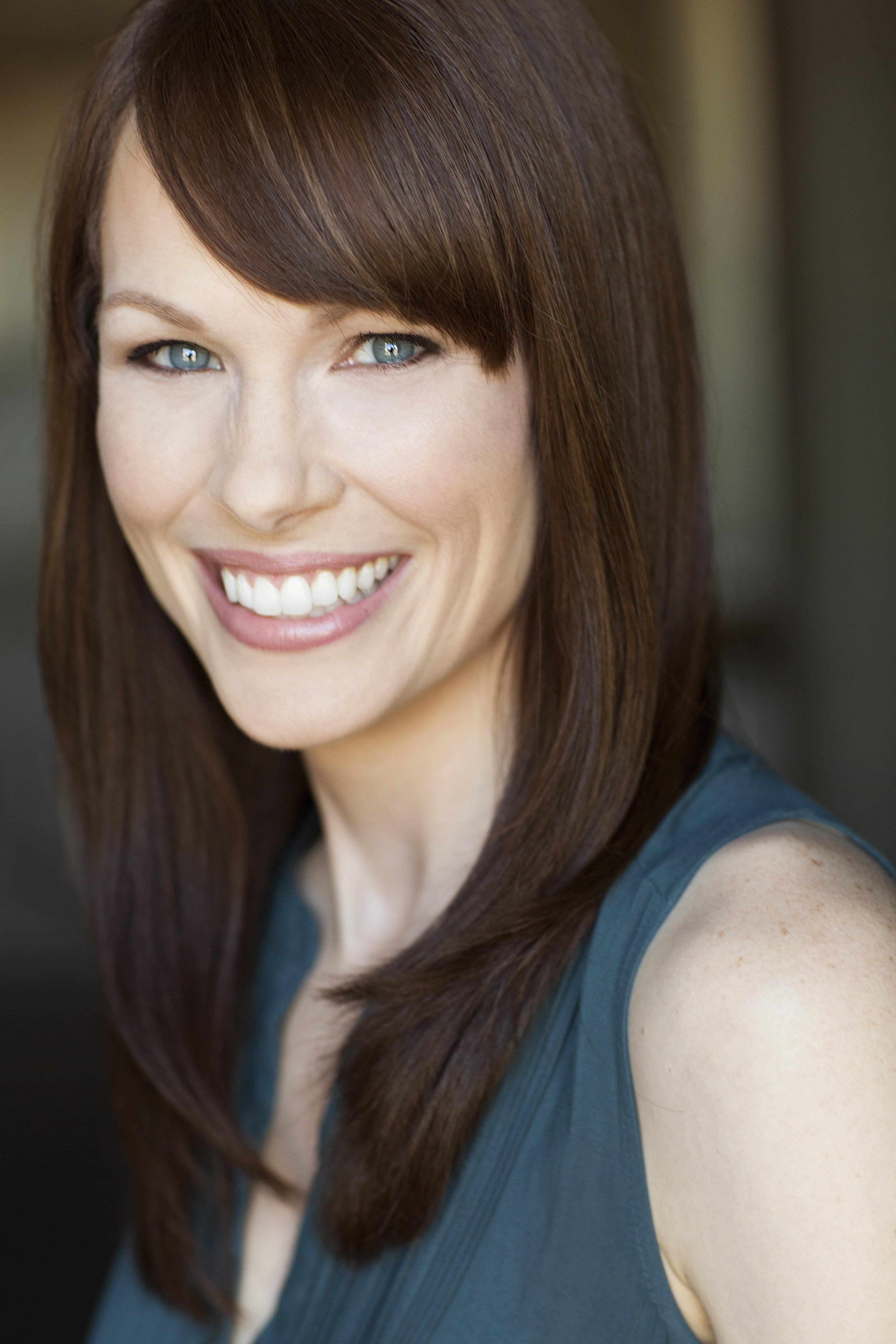 actor Michelle Daugharthy large photo