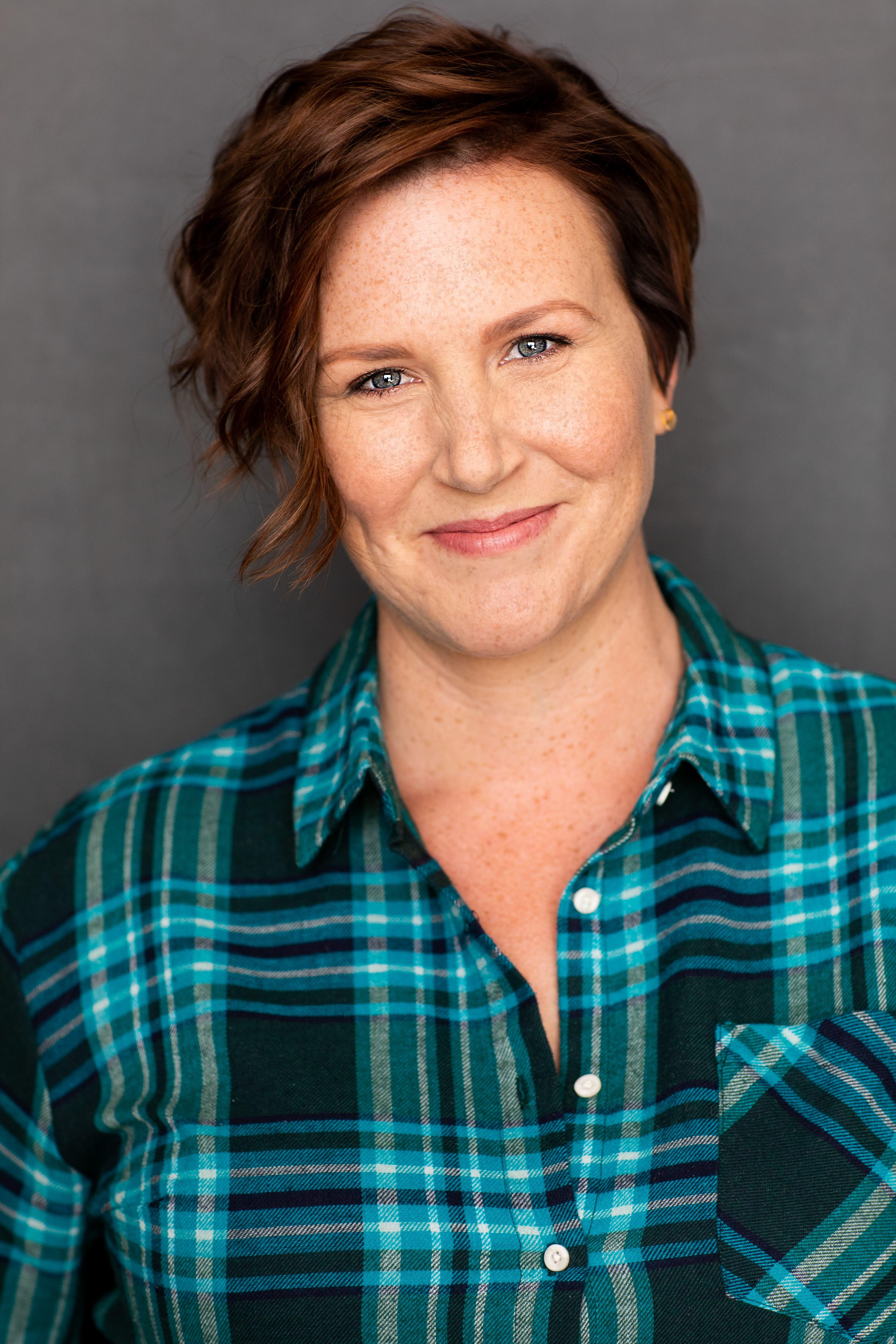 actor Kendra Chell large photo