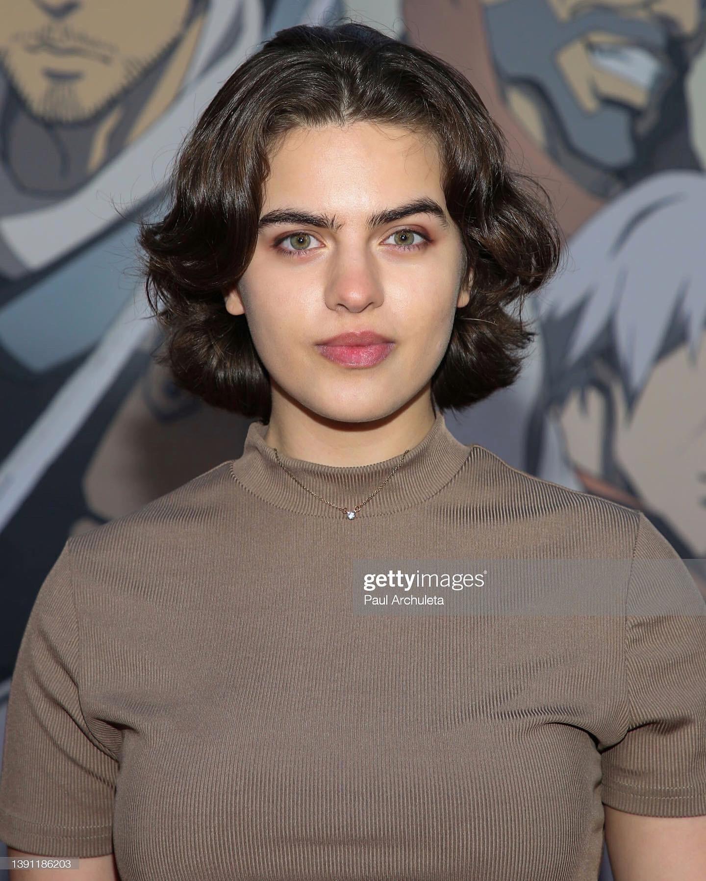 actor Megan Rach large photo