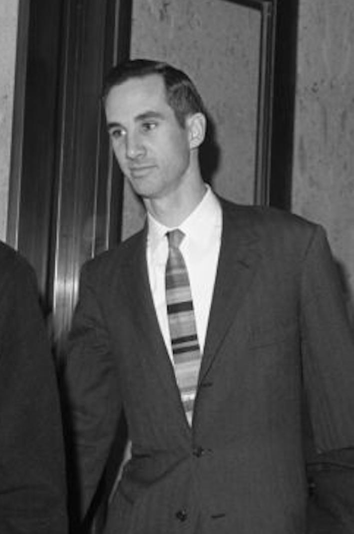 actor Michael Paine large photo