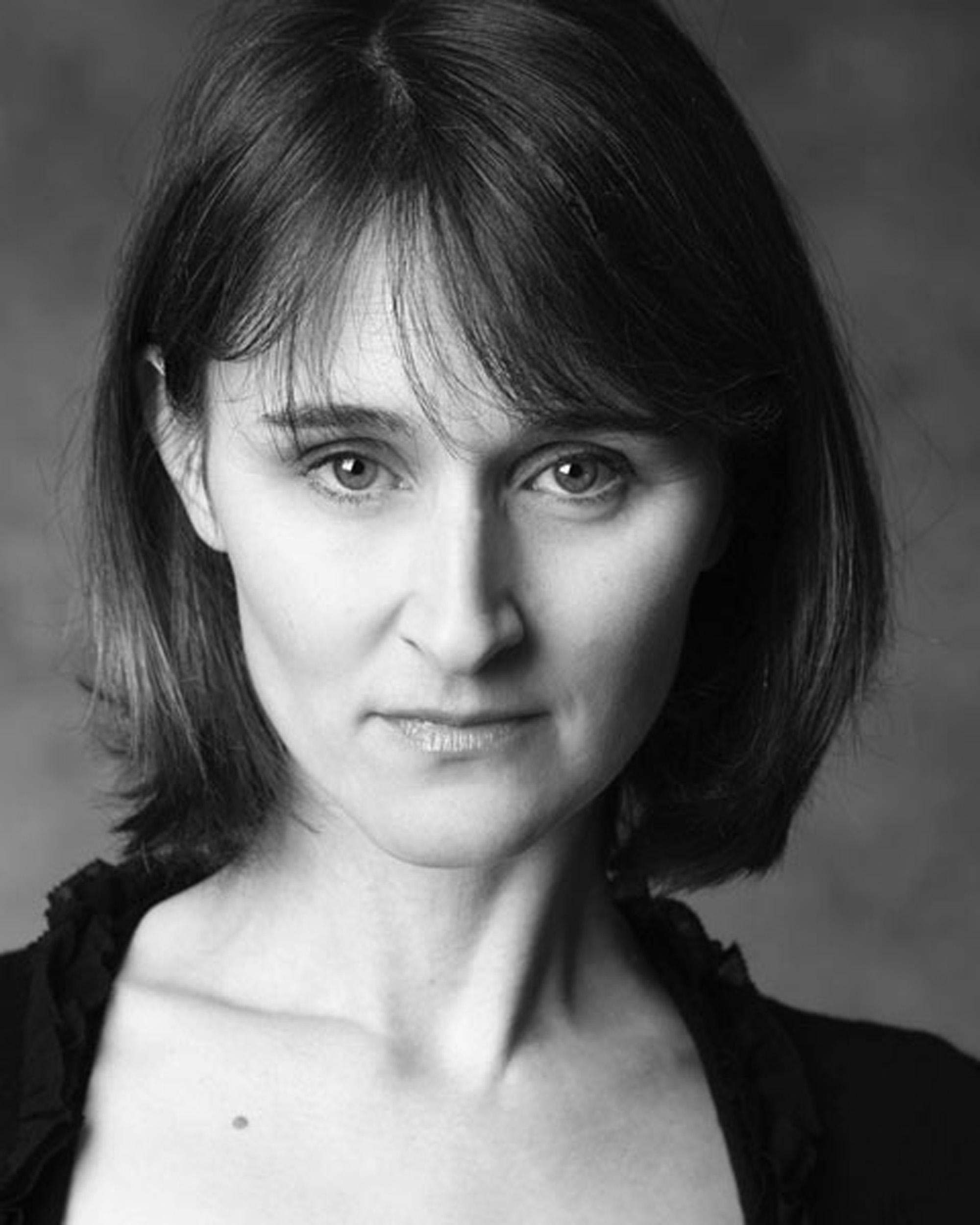 actor Rebecca Saire large photo