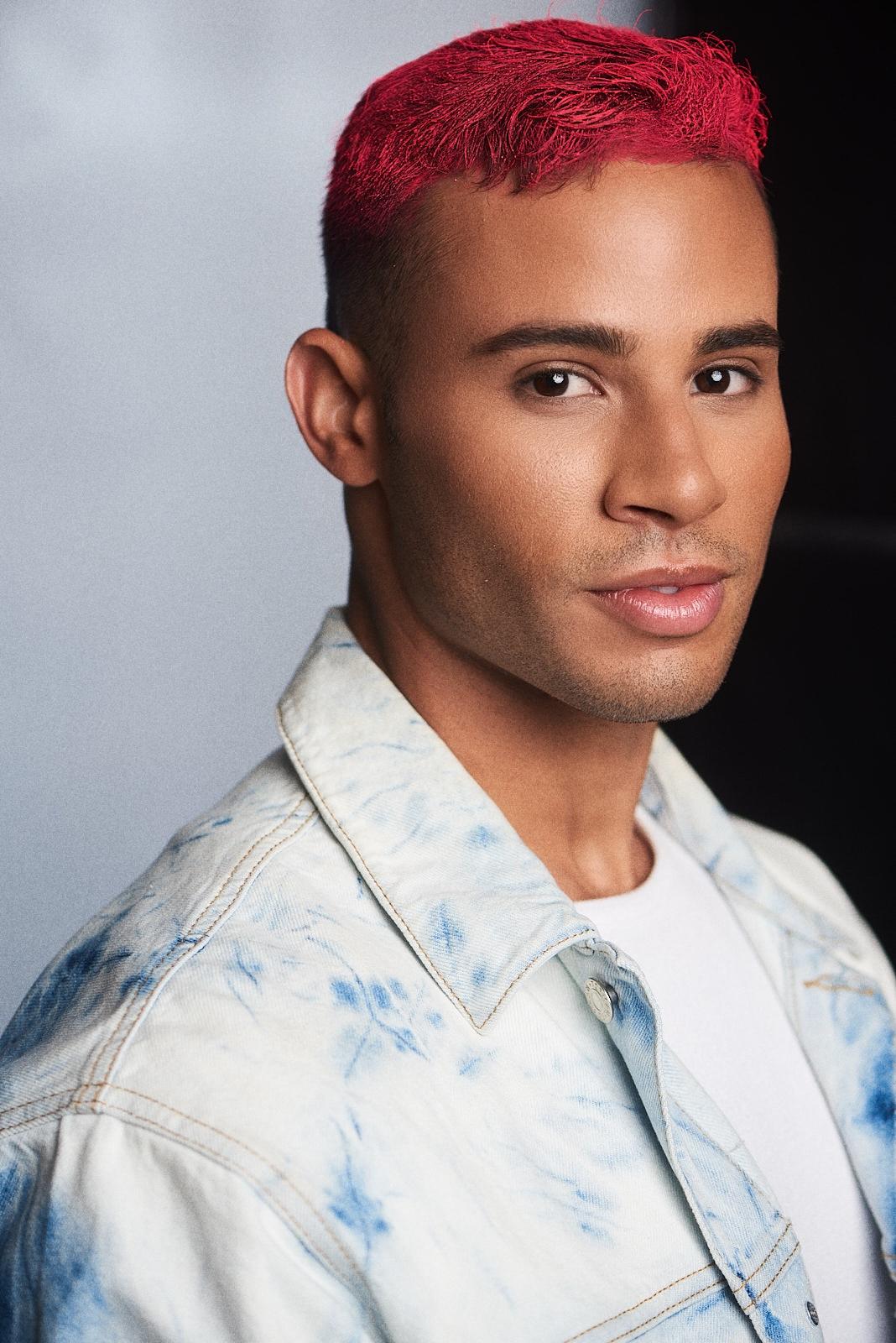 actor Emmanuel López Alonso large photo