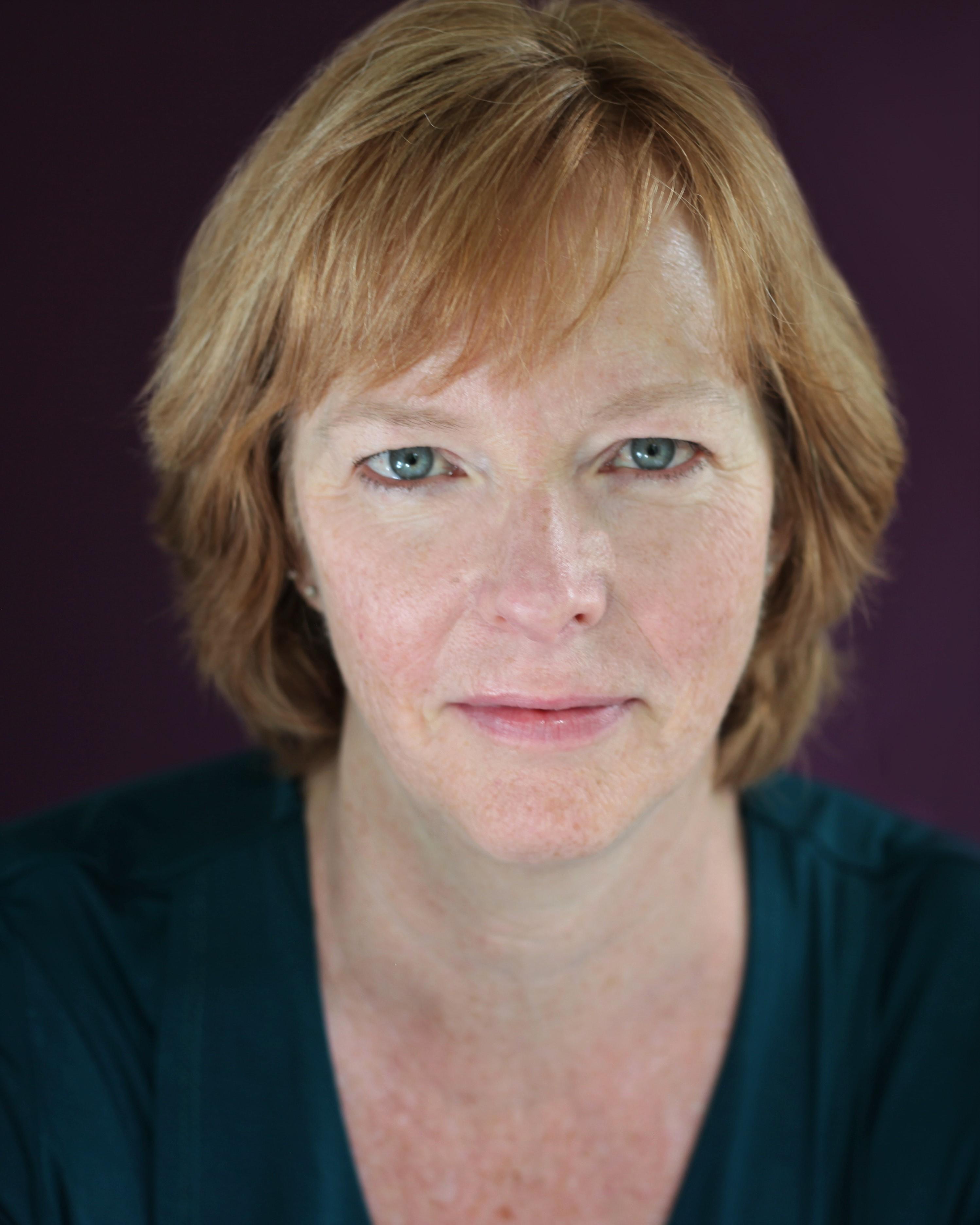 actor Janet Hilliard large photo