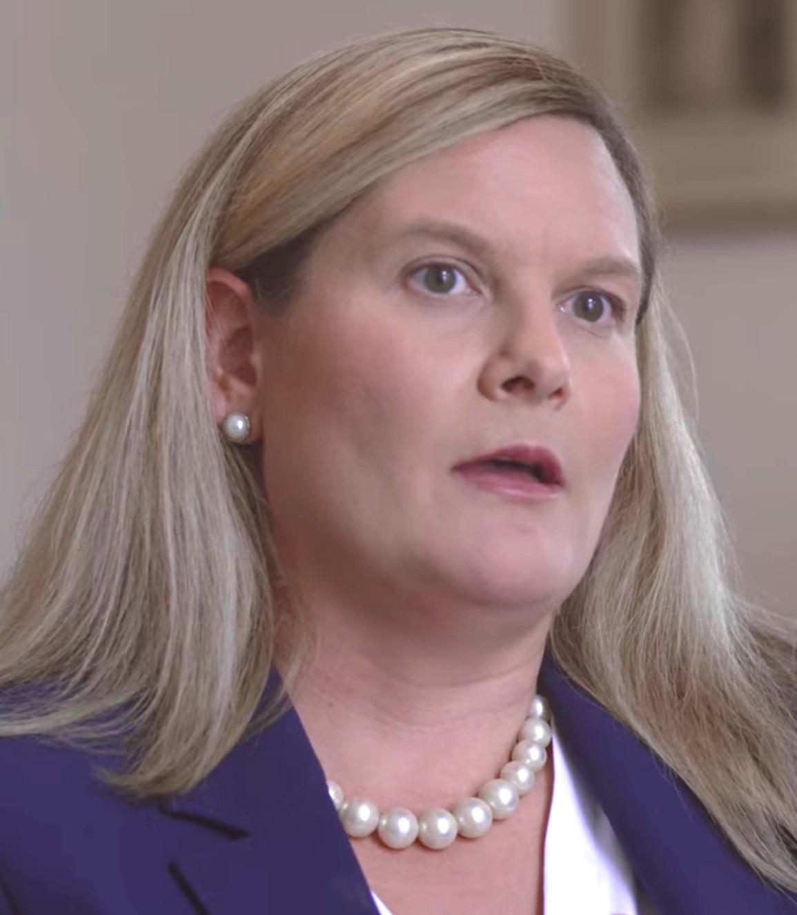 actor Angela Povilaitis large photo