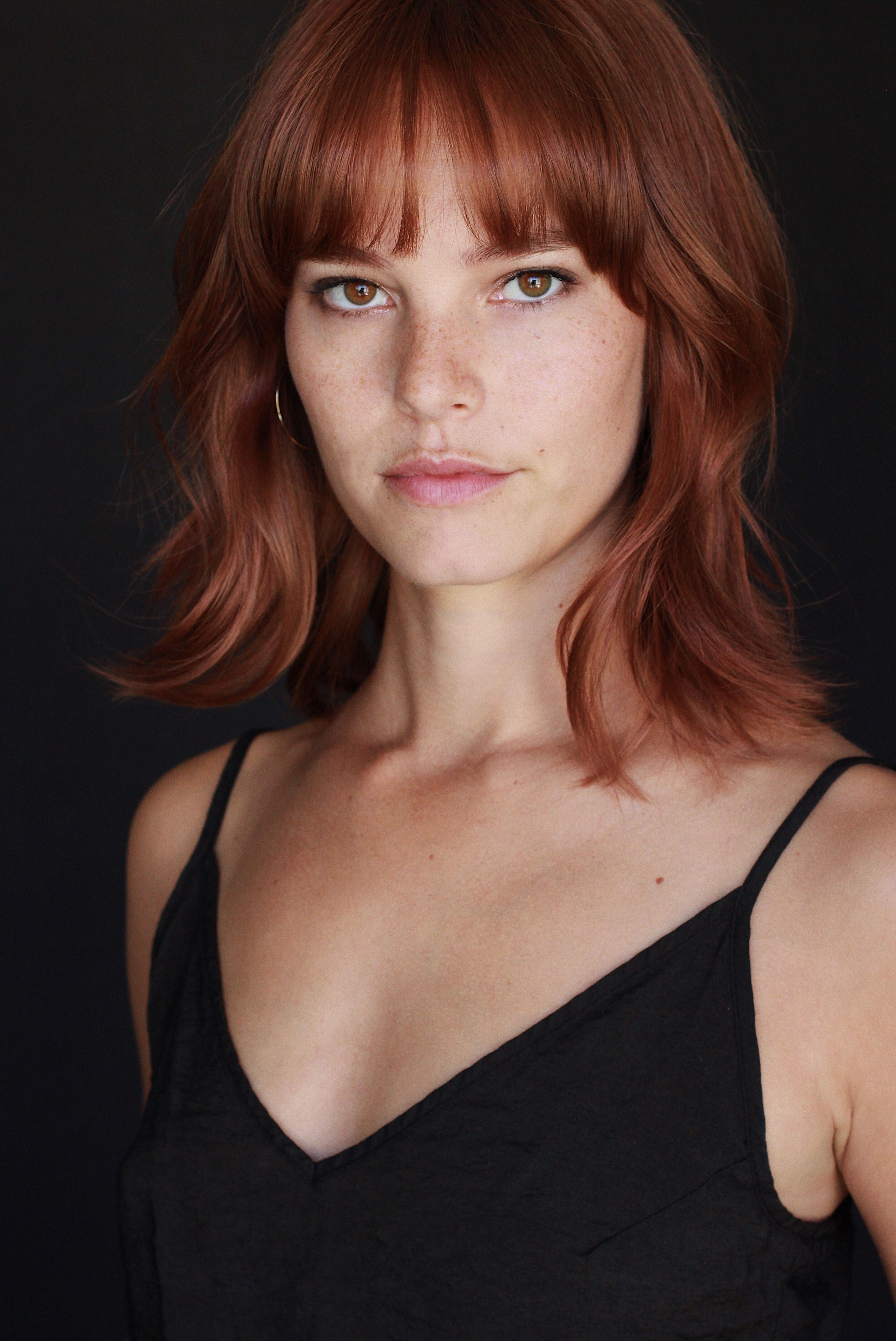 actor Bailey Noble large photo