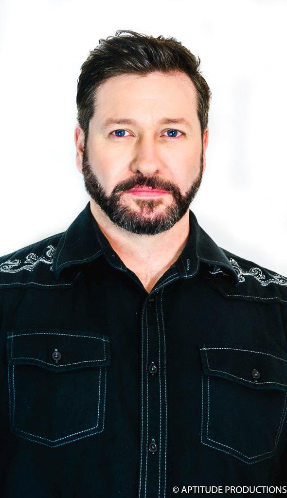 actor Frank Powers large photo