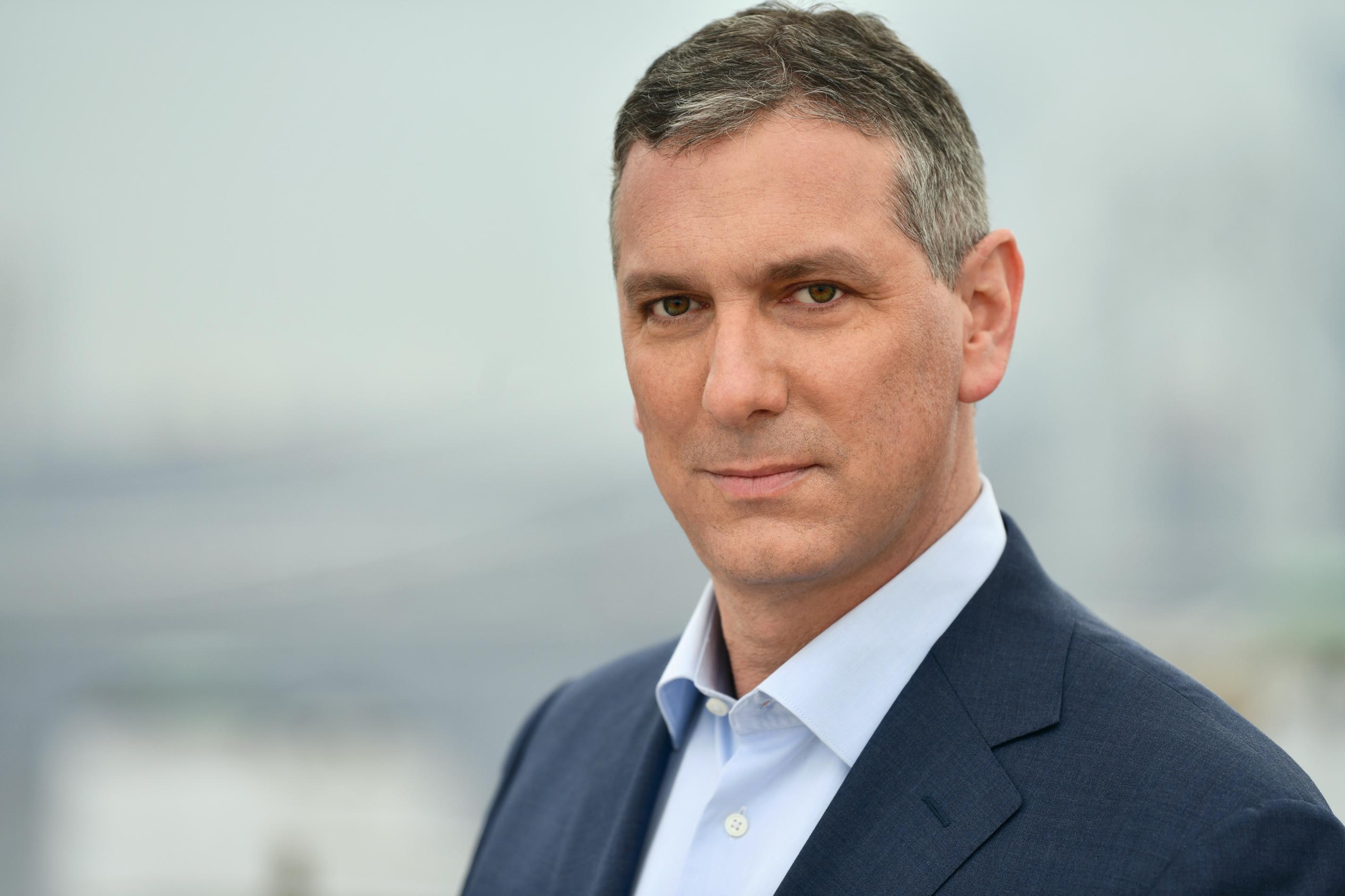 actor Scott Morrell large photo