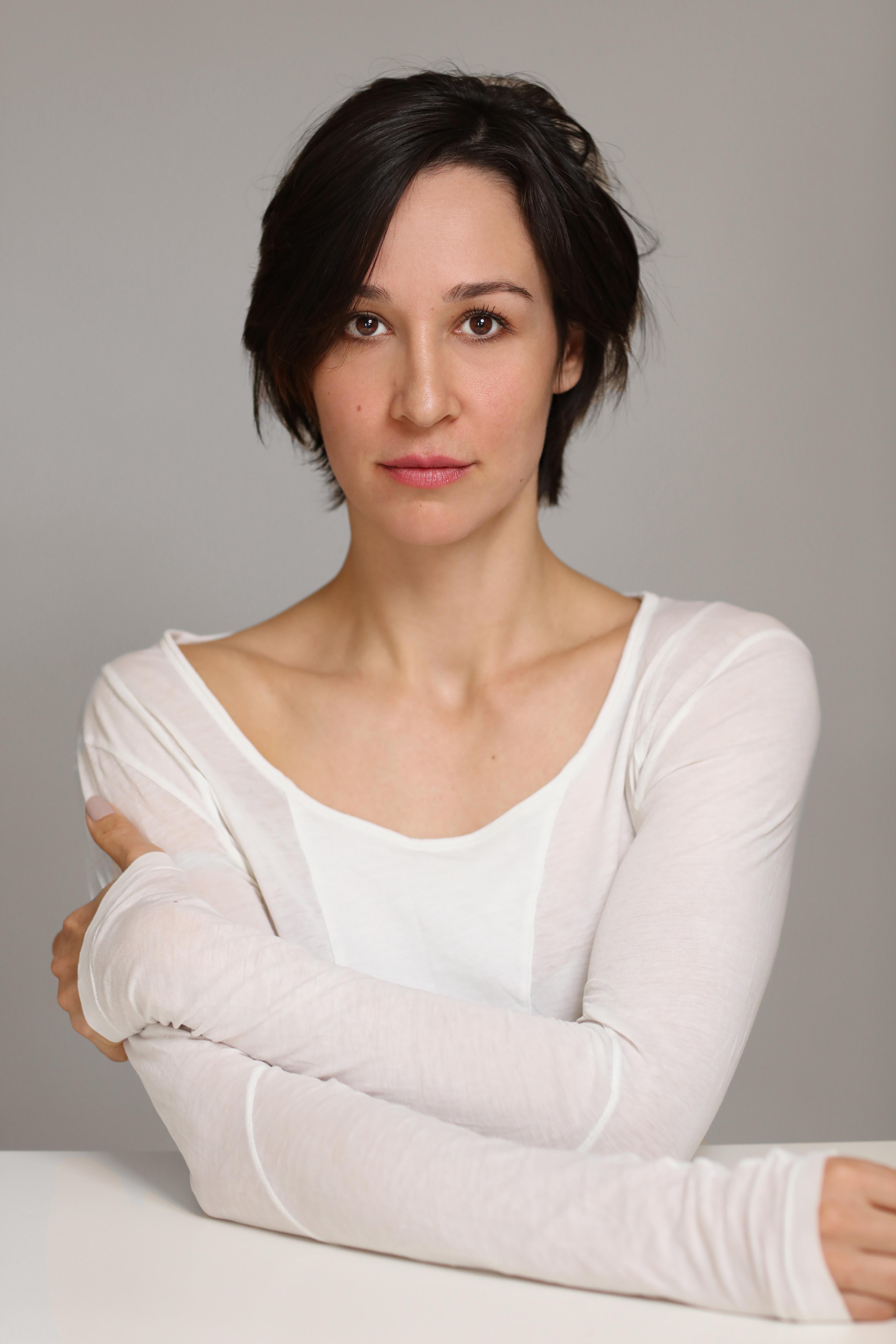 actor Jovana Miletic large photo