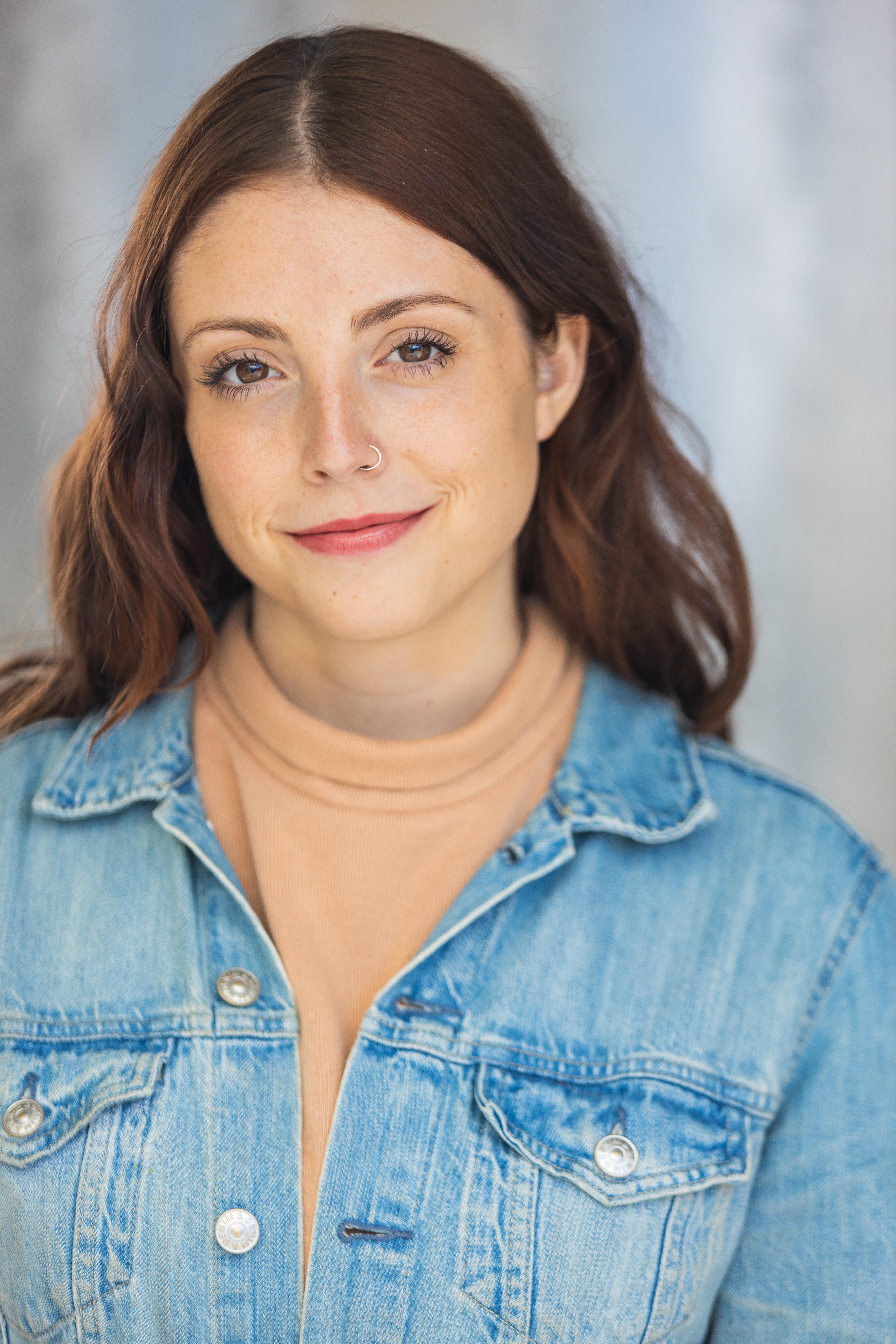 actor Ana Bohr large photo