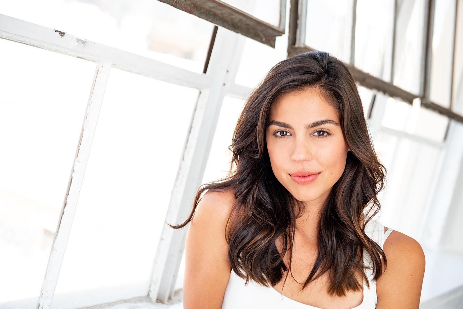 actor Kristin Zimber large photo