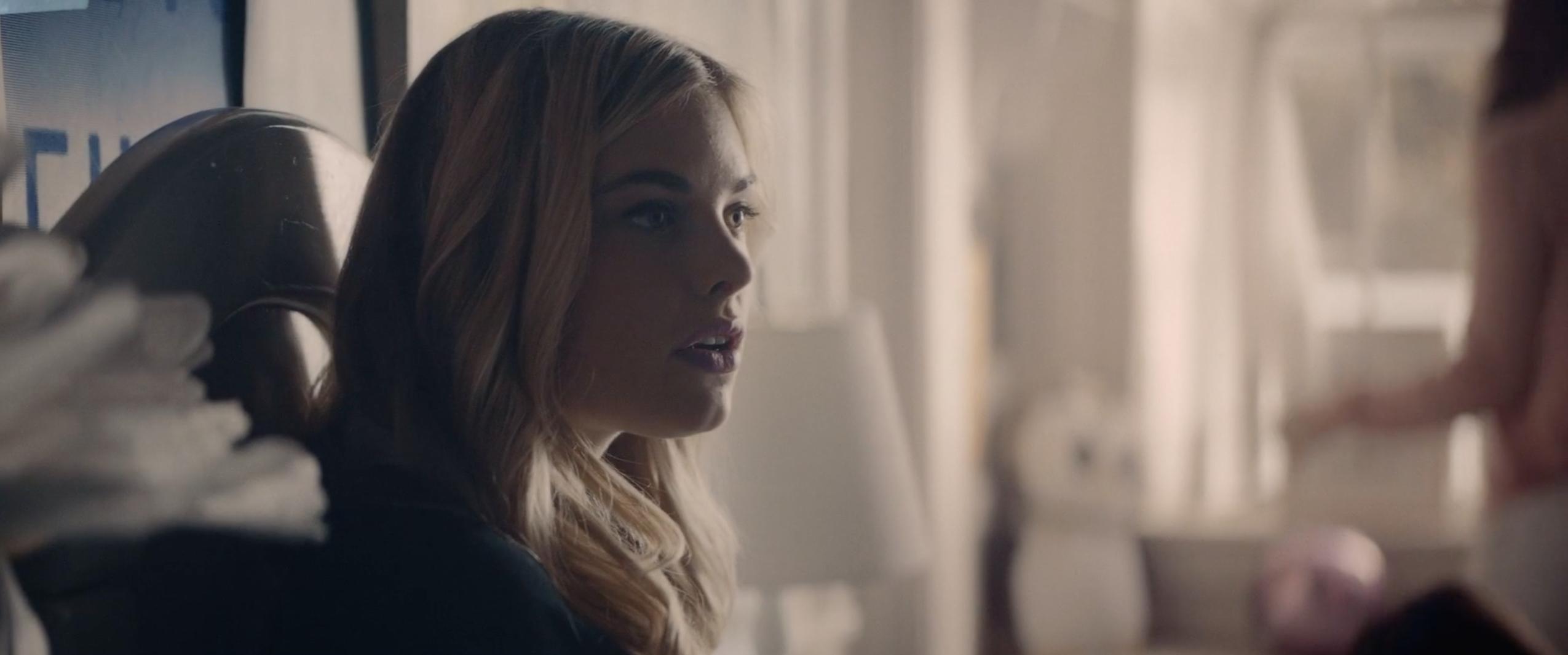 actor Nicole Patrick large photo