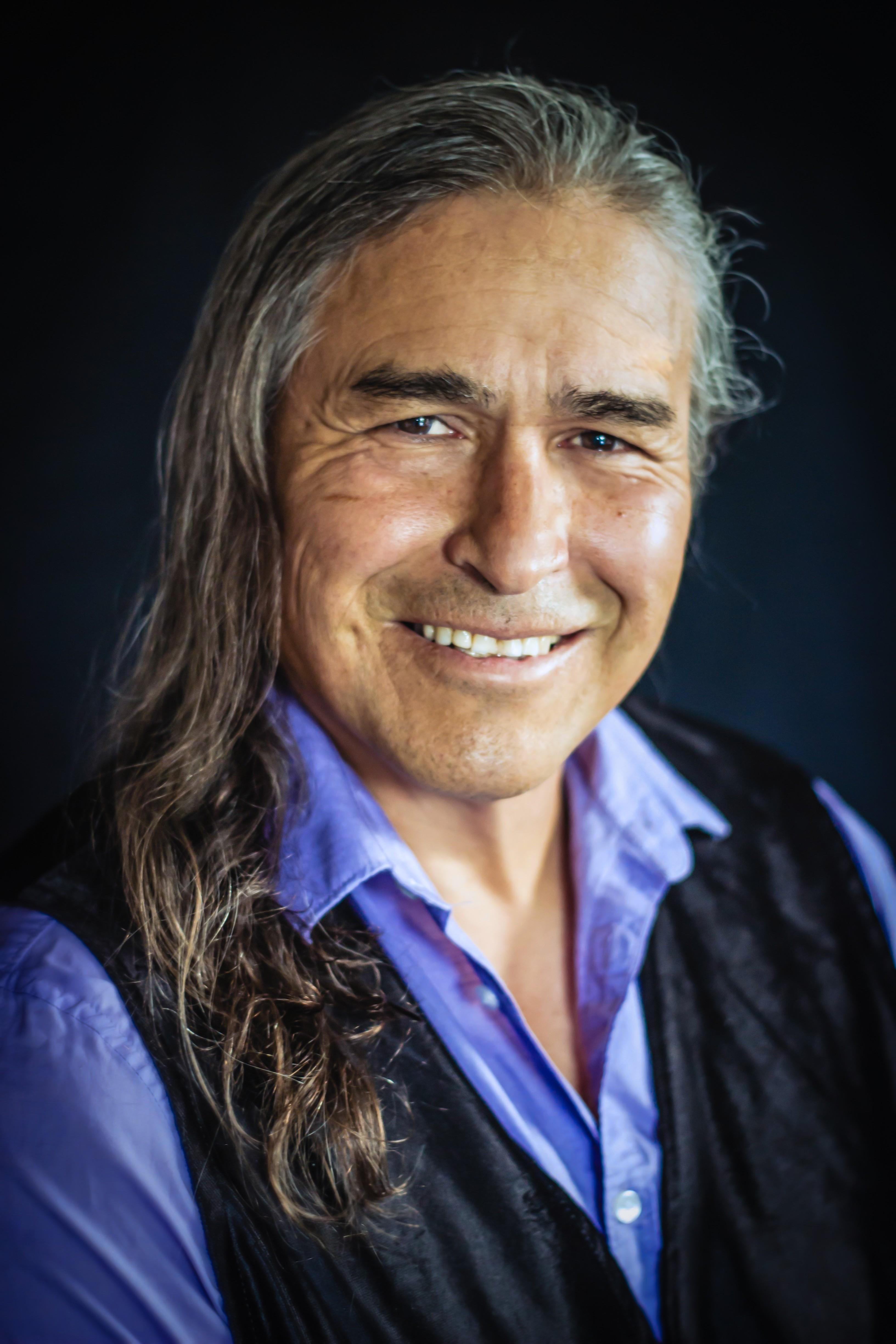 actor Wayne Charles Baker large photo