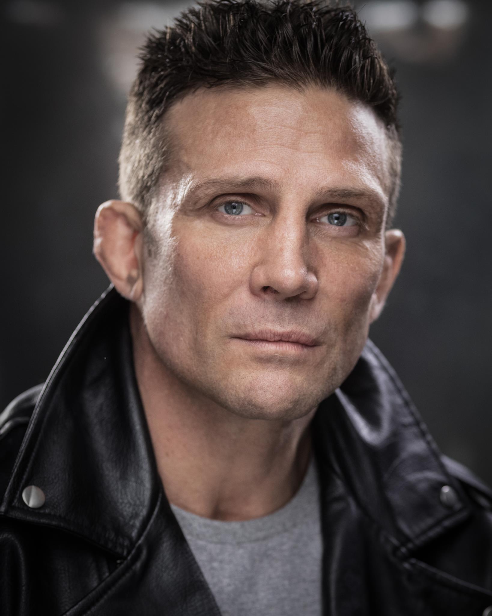 actor Alexander Reid large photo