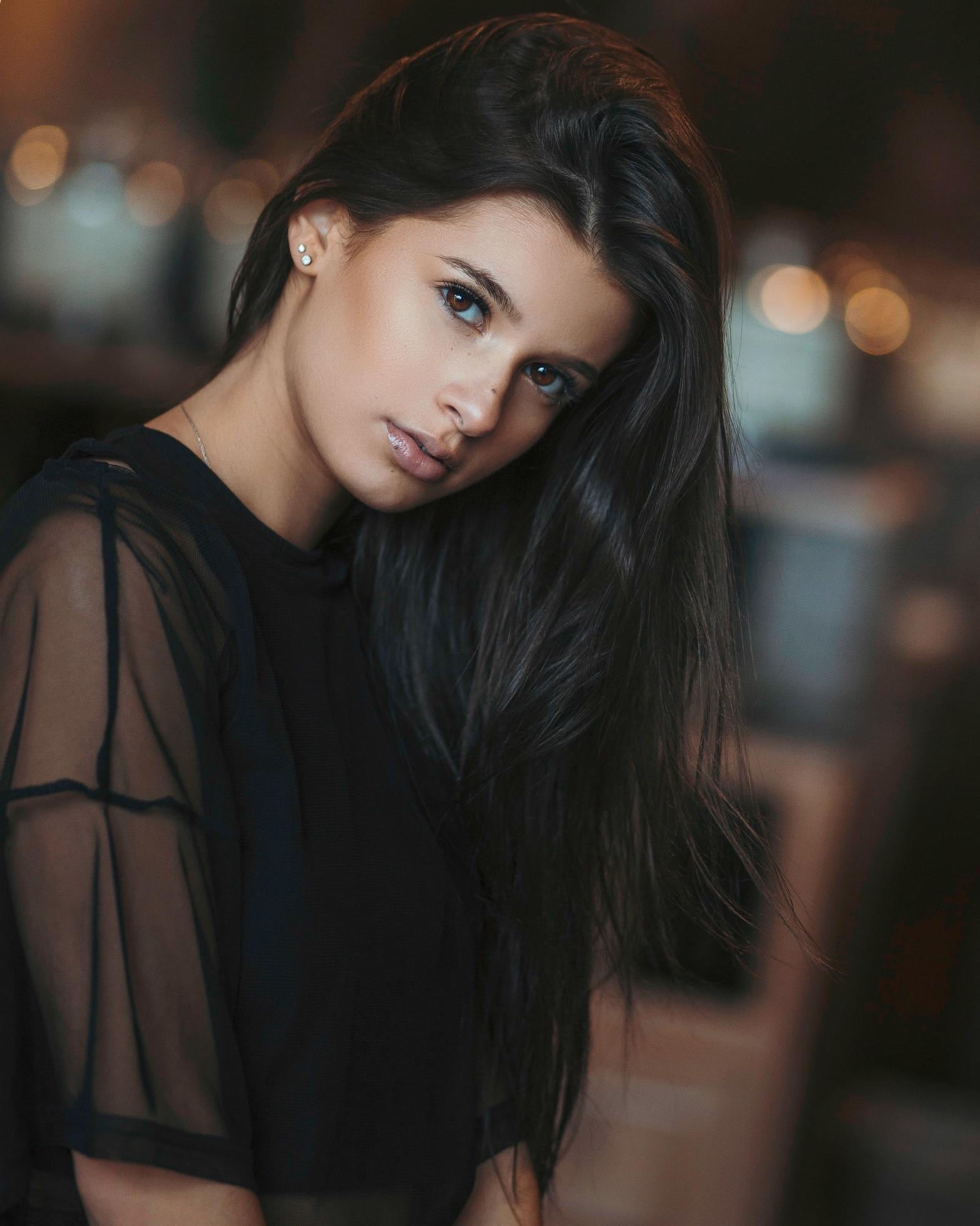 actor Gianna Ferazi large photo