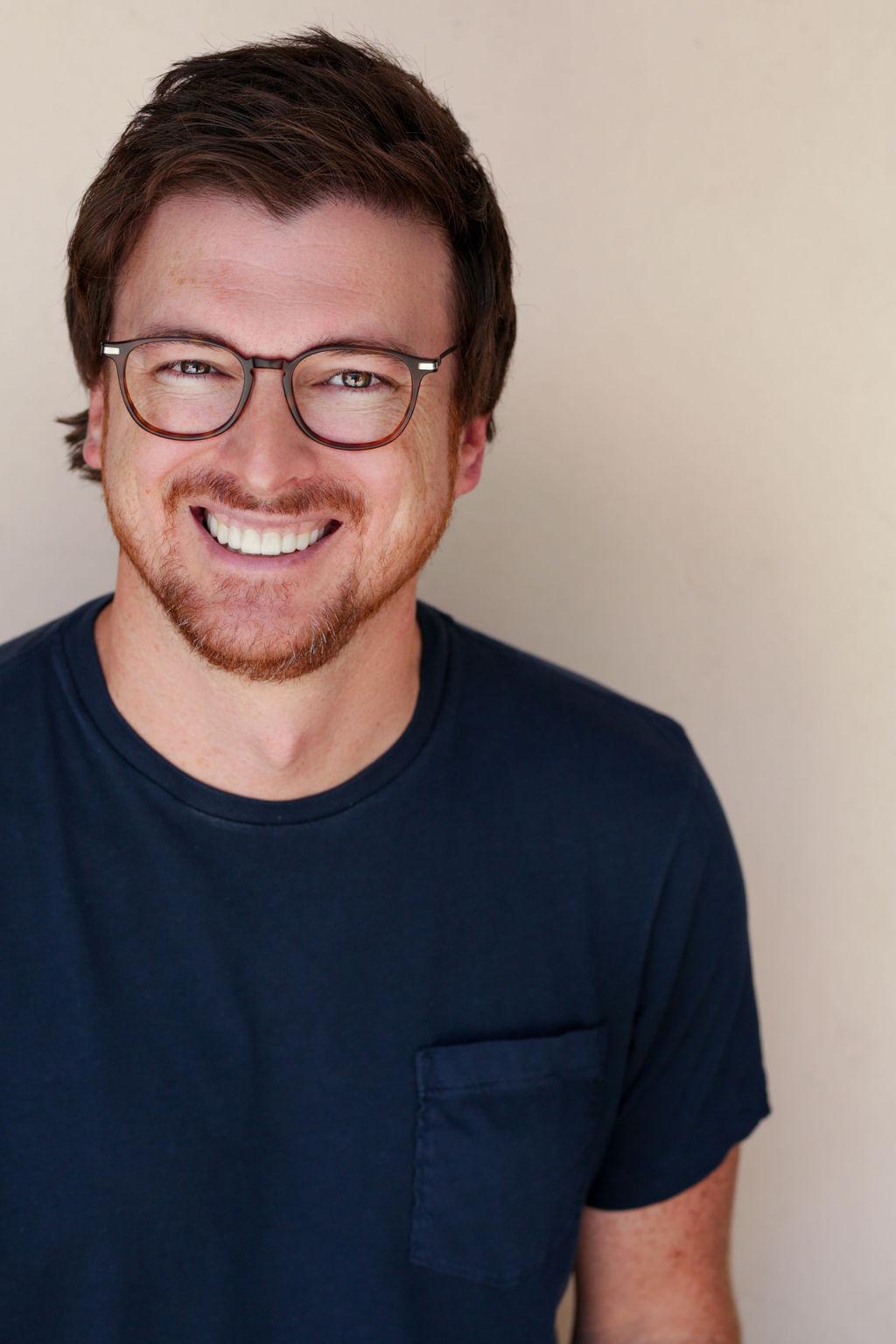 actor Bobby Gilchrist large photo