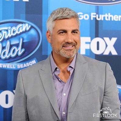 actor Taylor Hicks large photo
