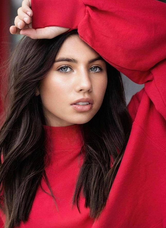 actor Chloe Destiny Gileno large photo