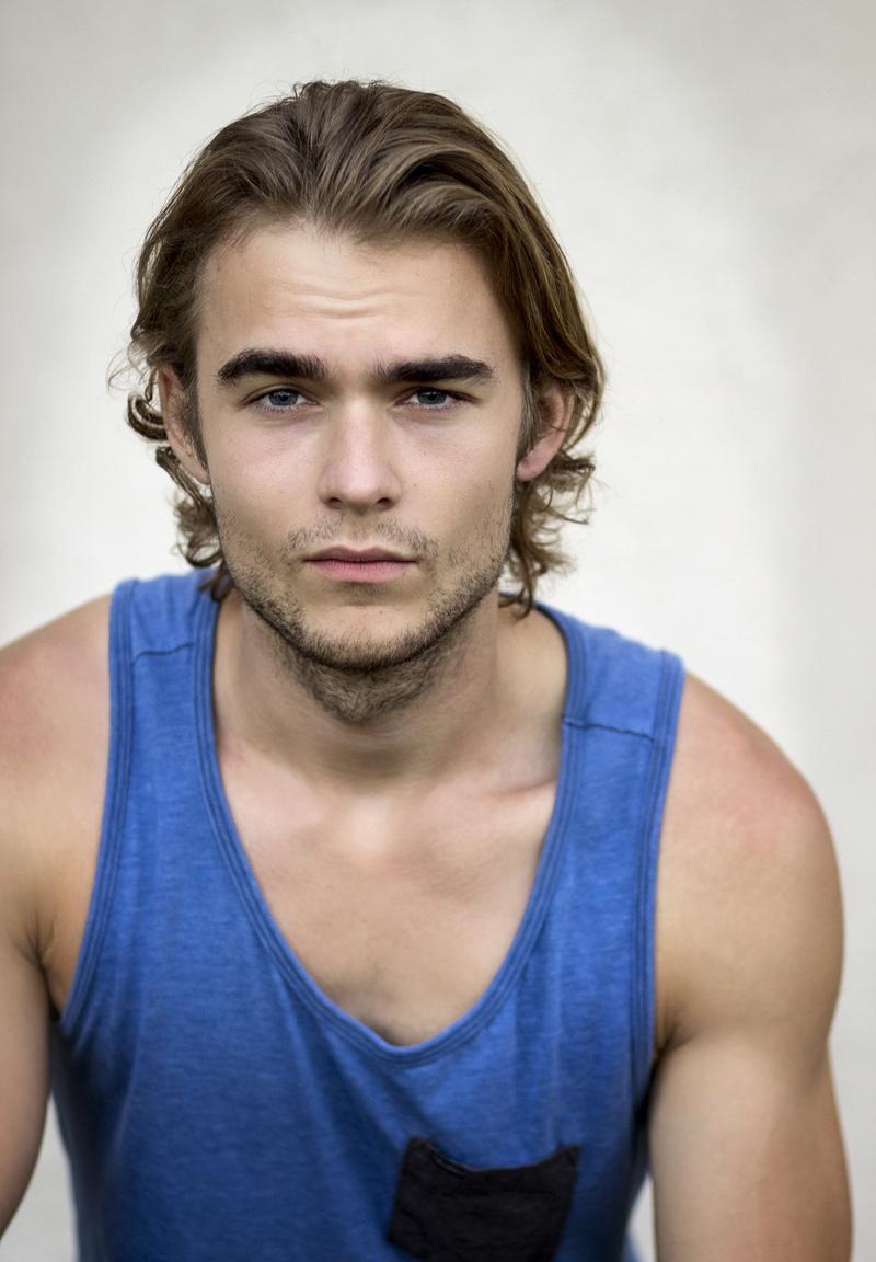 actor Taylor Jorgensen large photo