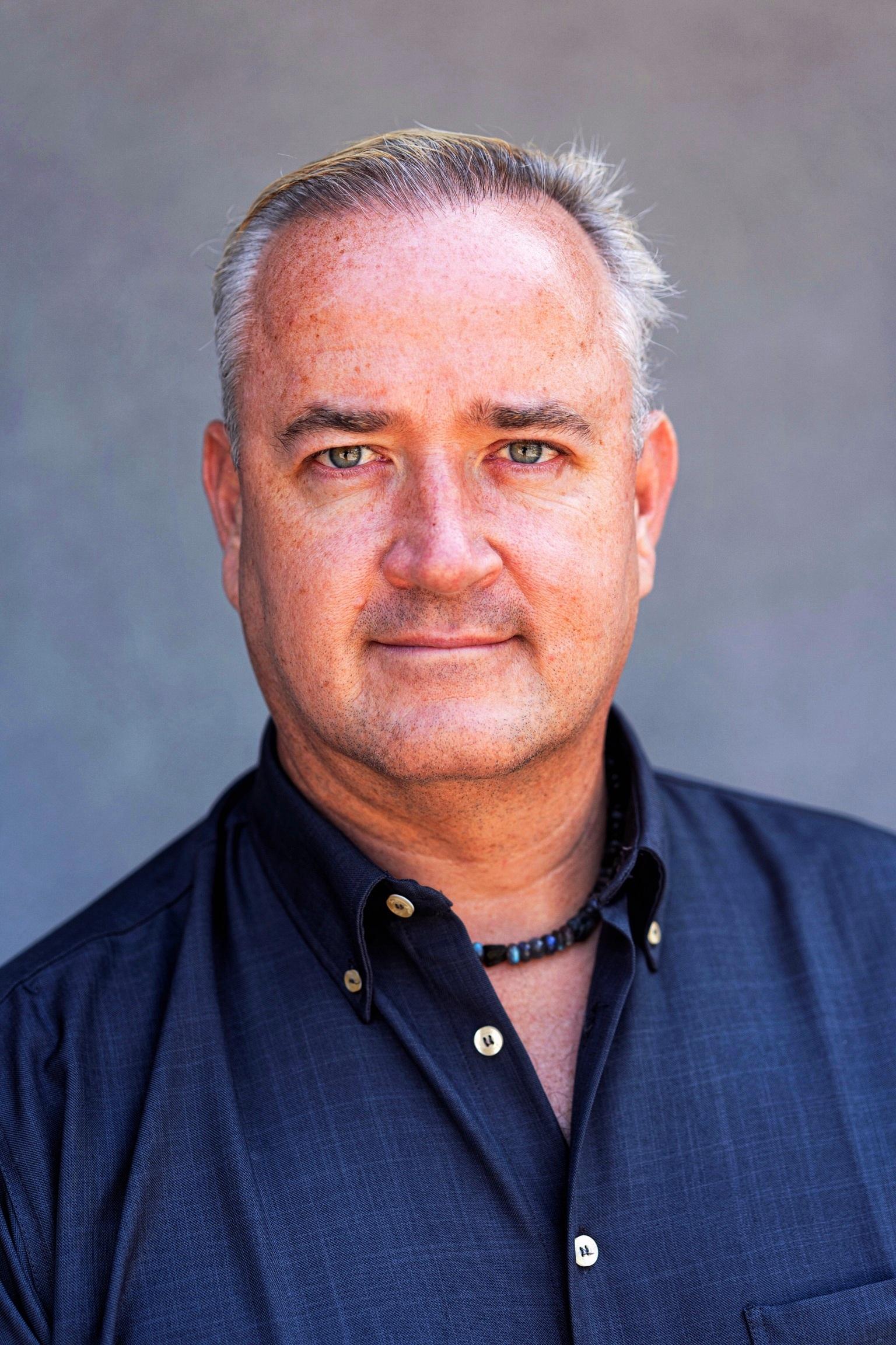 actor Lars Whelan large photo