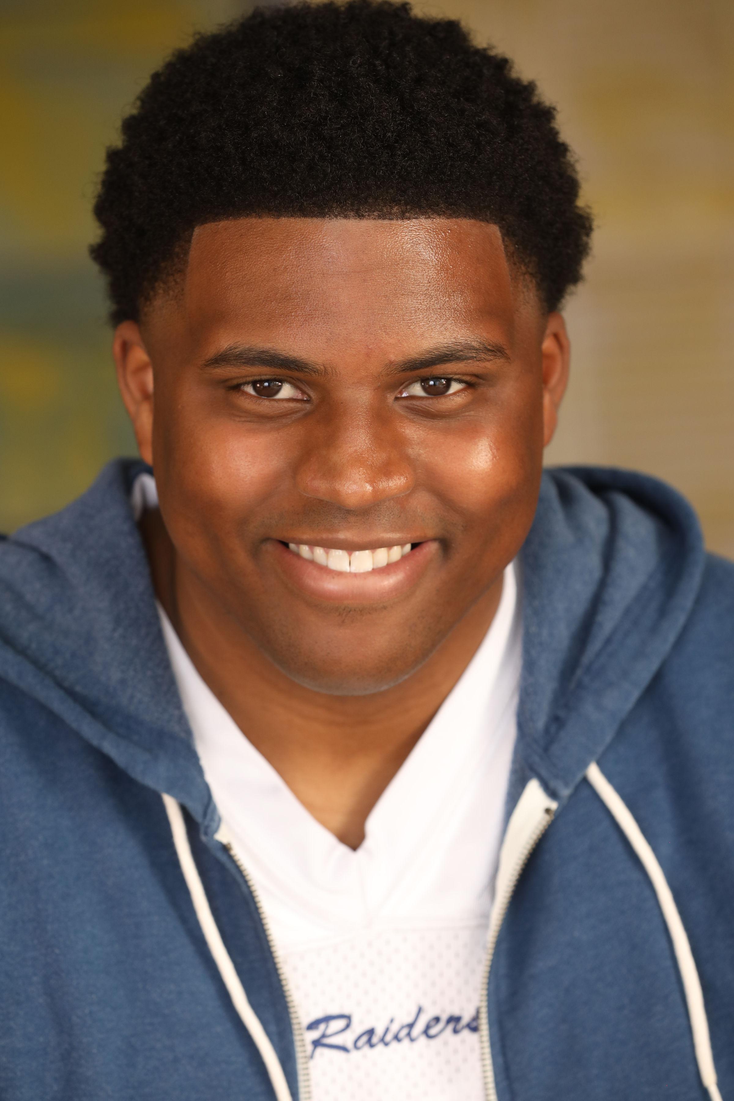 actor Mitchell Baker large photo