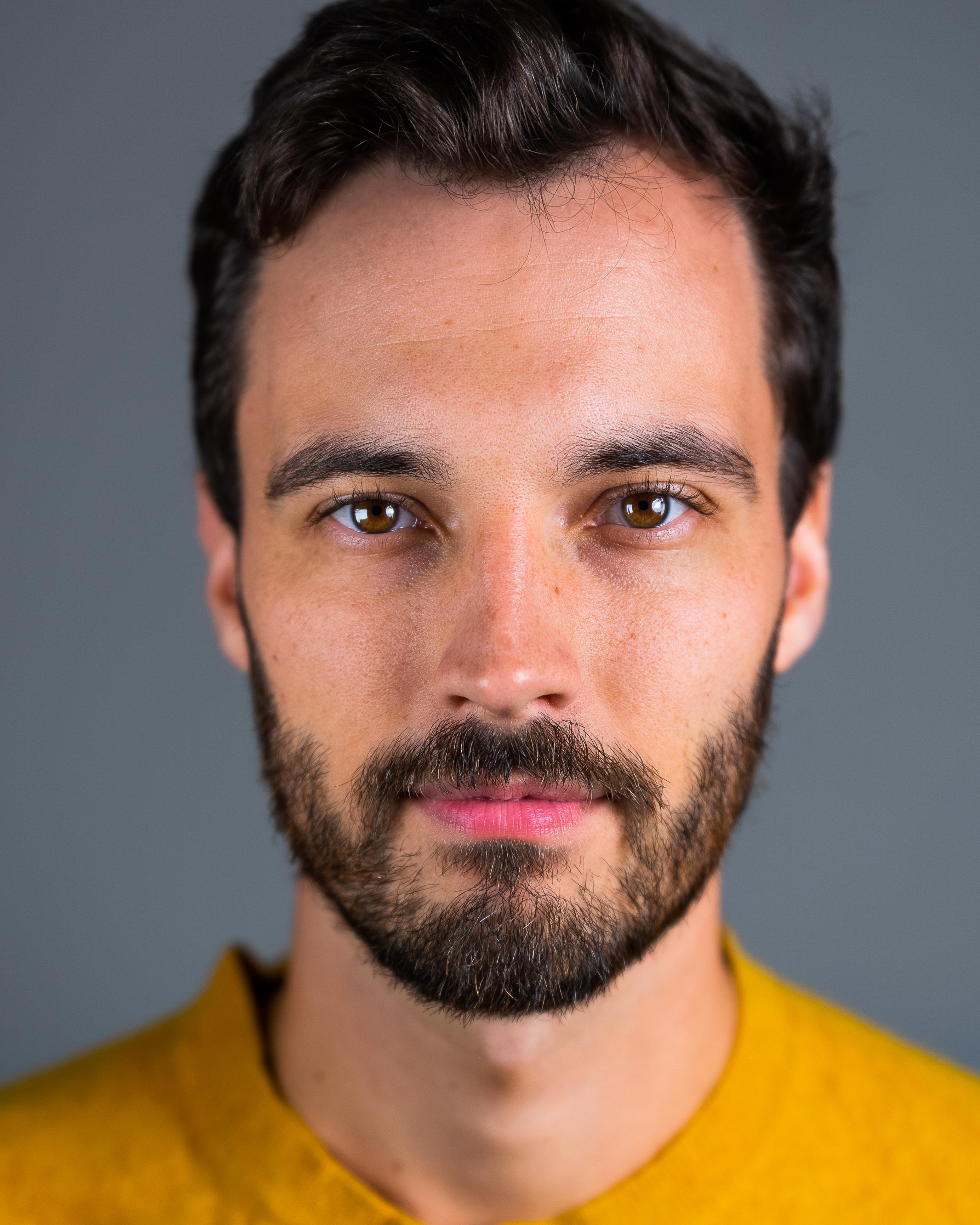 actor Daniel Chichagov large photo