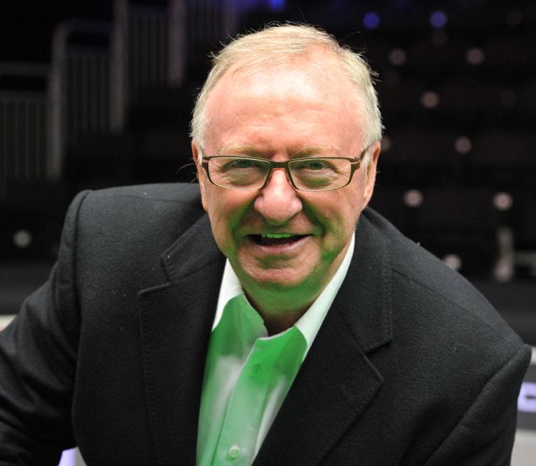 actor Dennis Taylor large photo