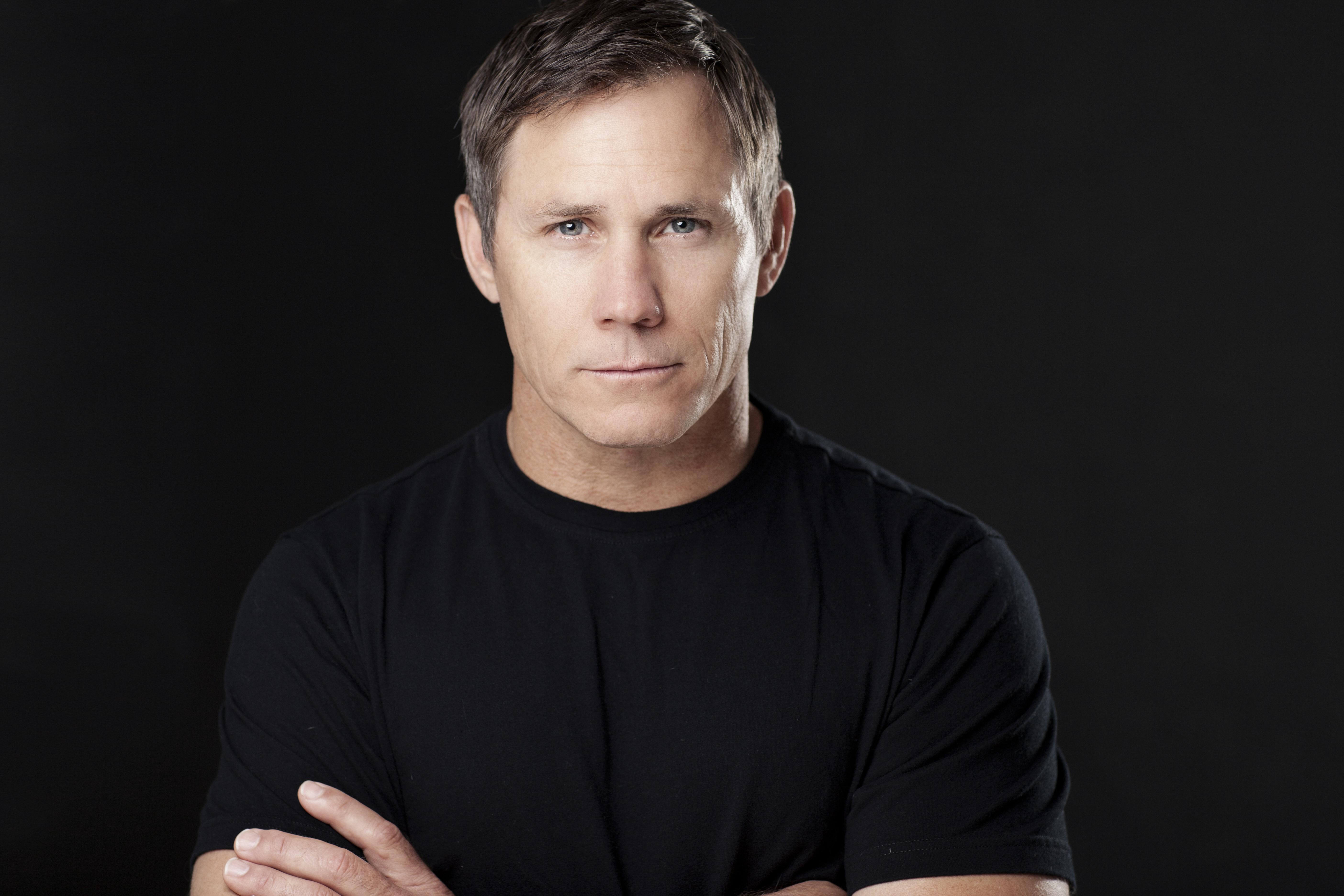 actor William Scharpf large photo