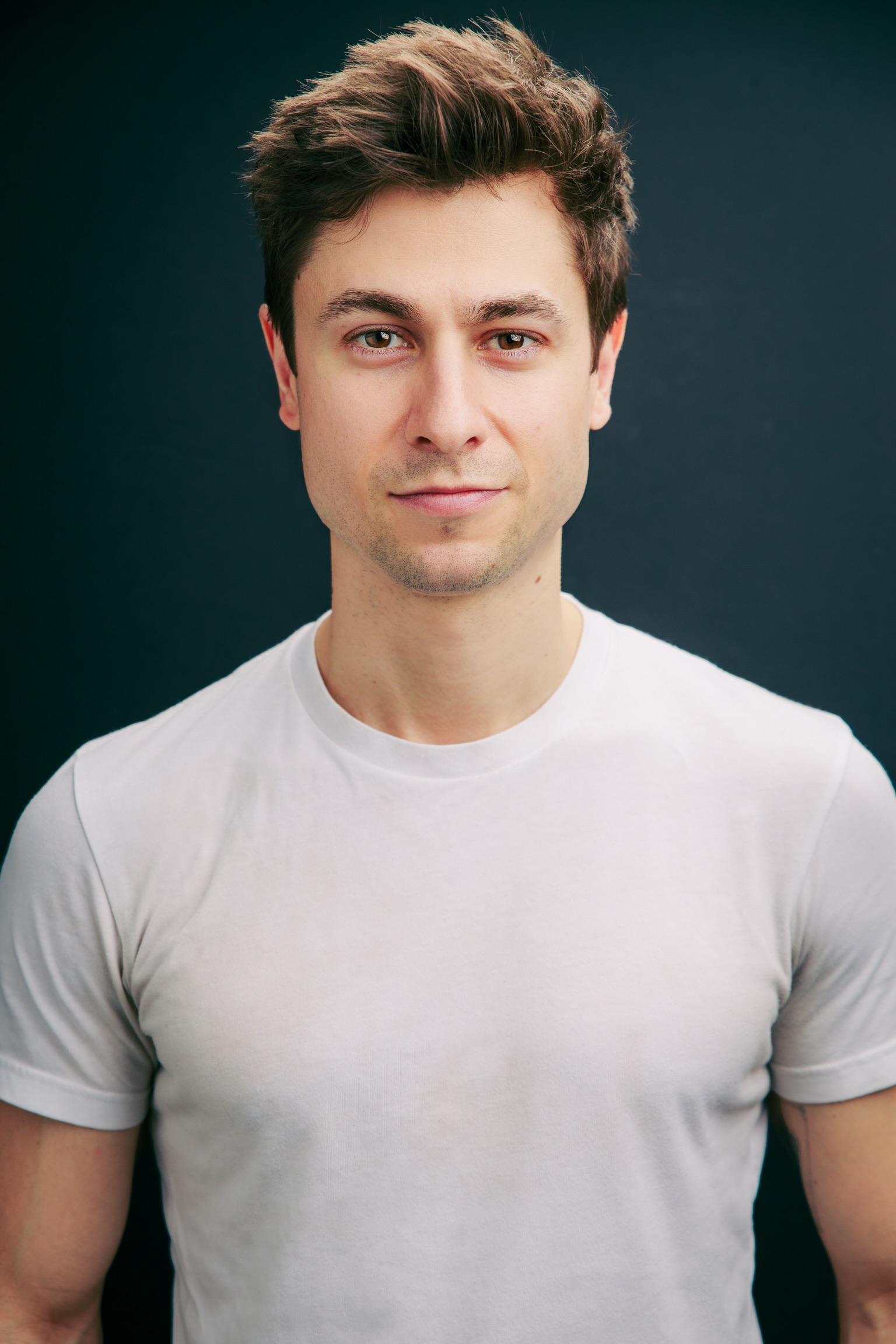 actor Adam Fontana large photo