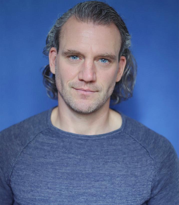 actor Louis Bernard large photo