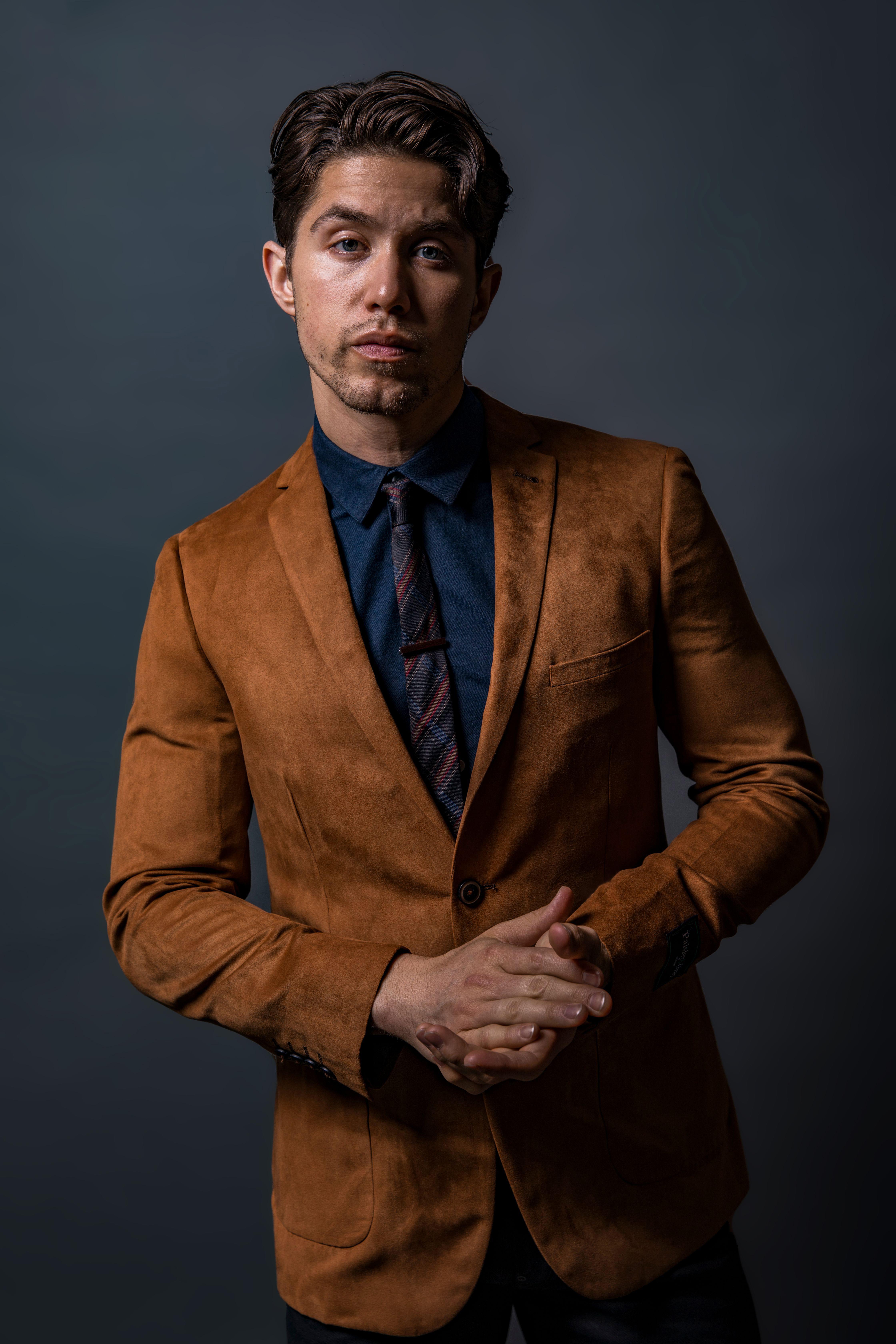 actor Brandon Larracuente large photo