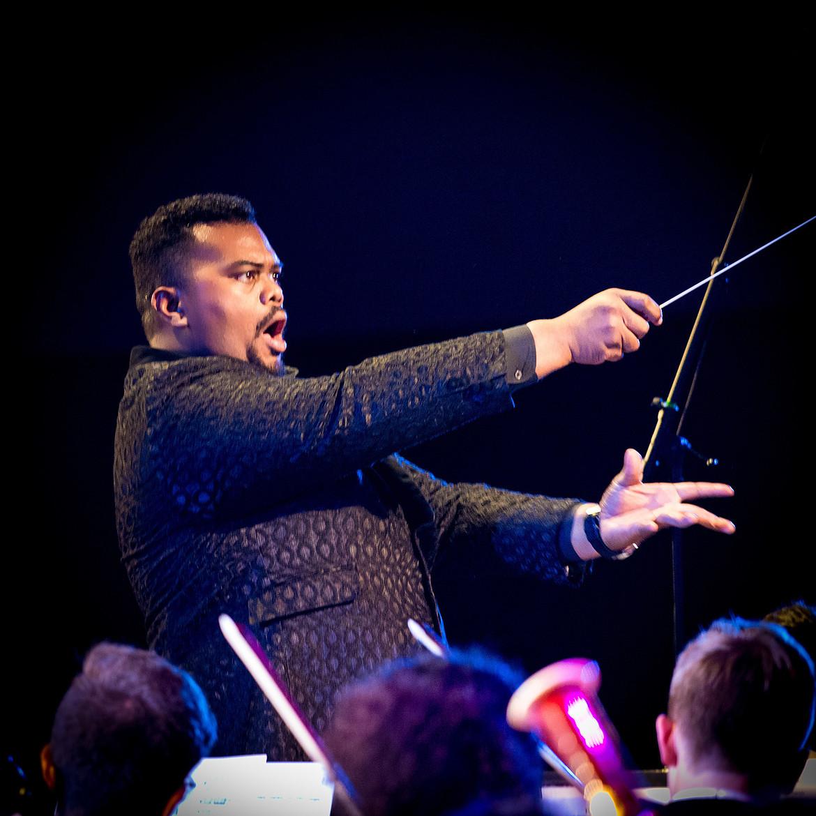 actor Anthony Parnther large photo