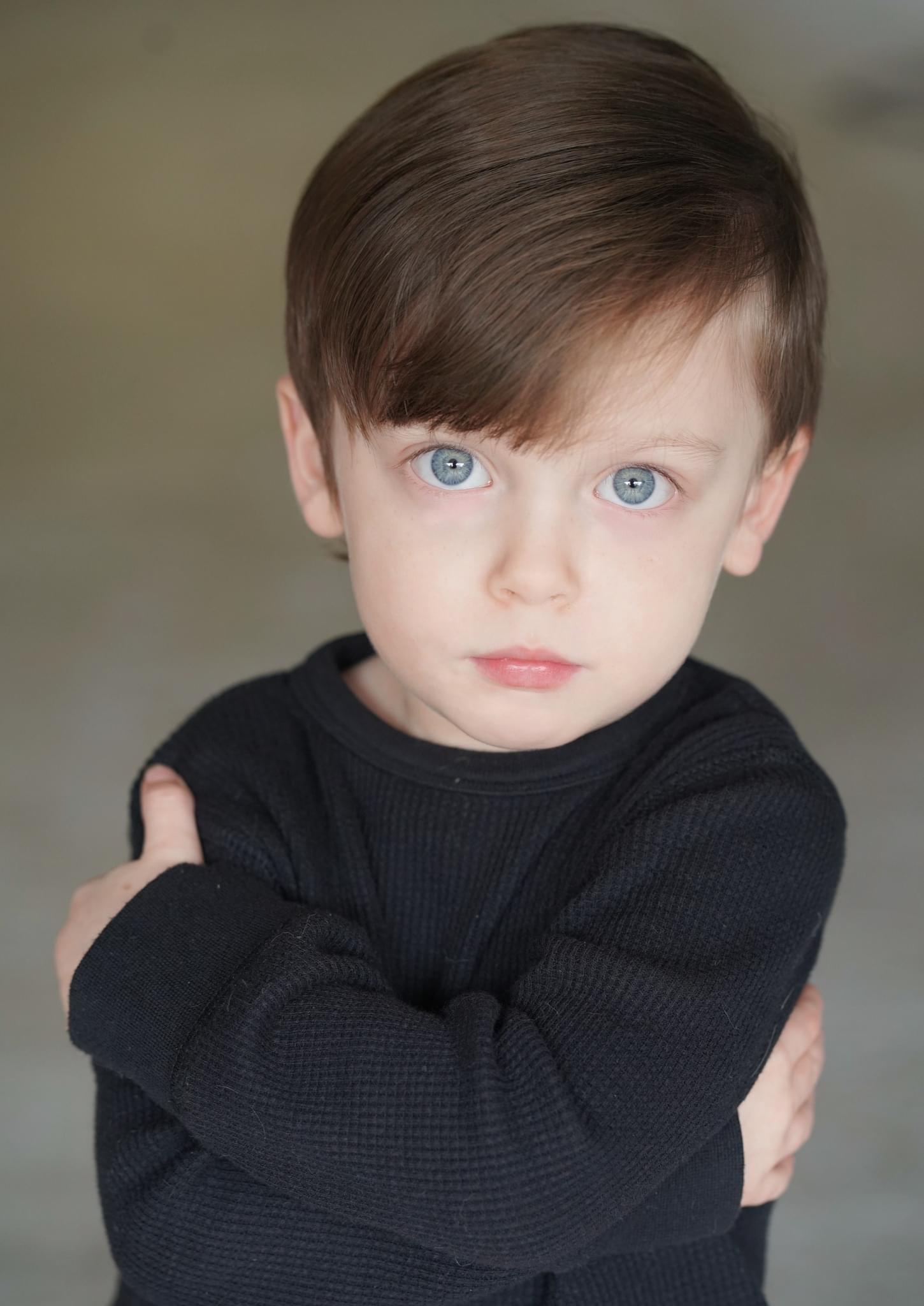 actor Yosef Friedman large photo